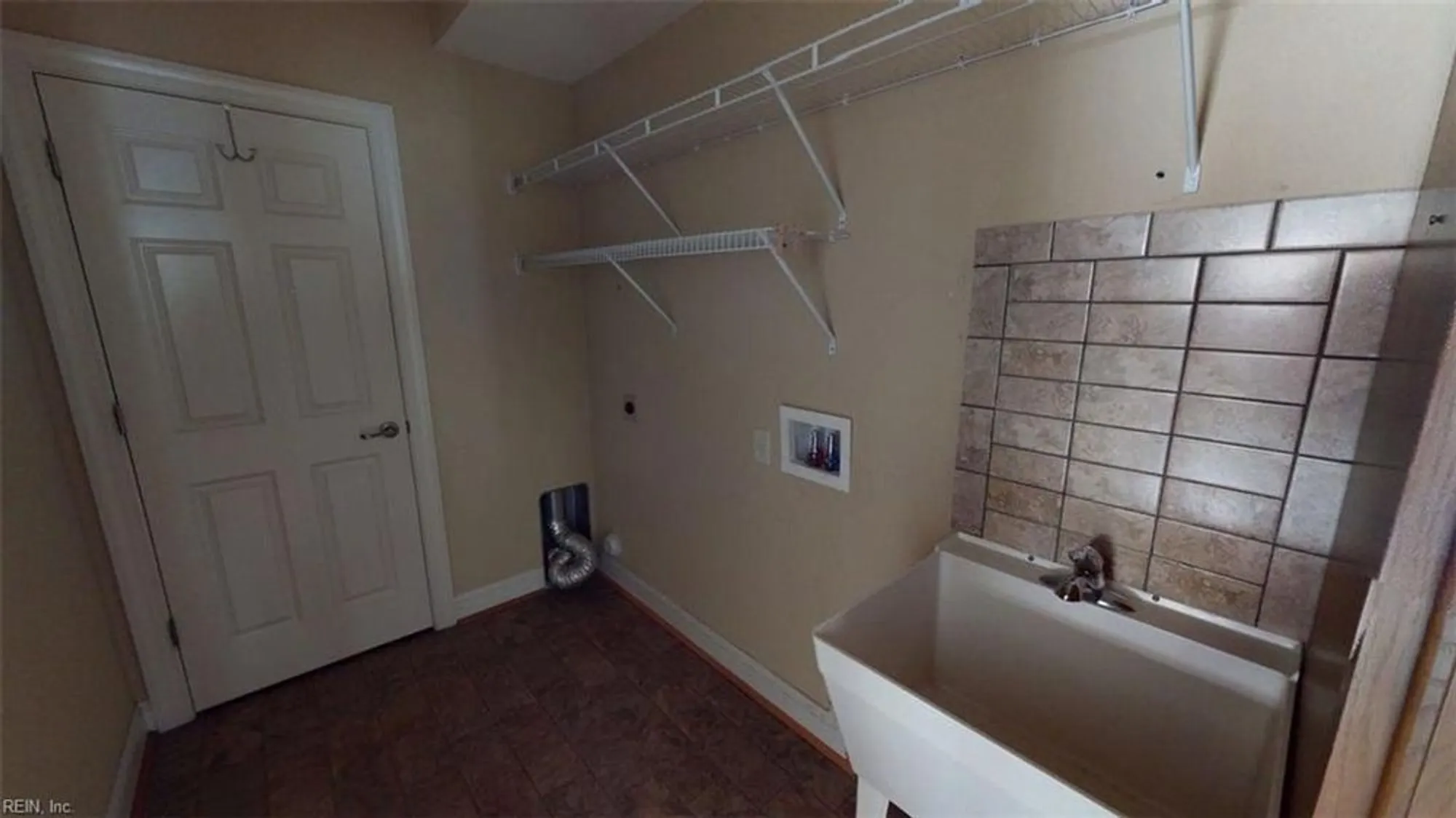 Property Slideshow image 32 of 50 | 1441 carrolton way # 165, Chesapeake, VA, 23320