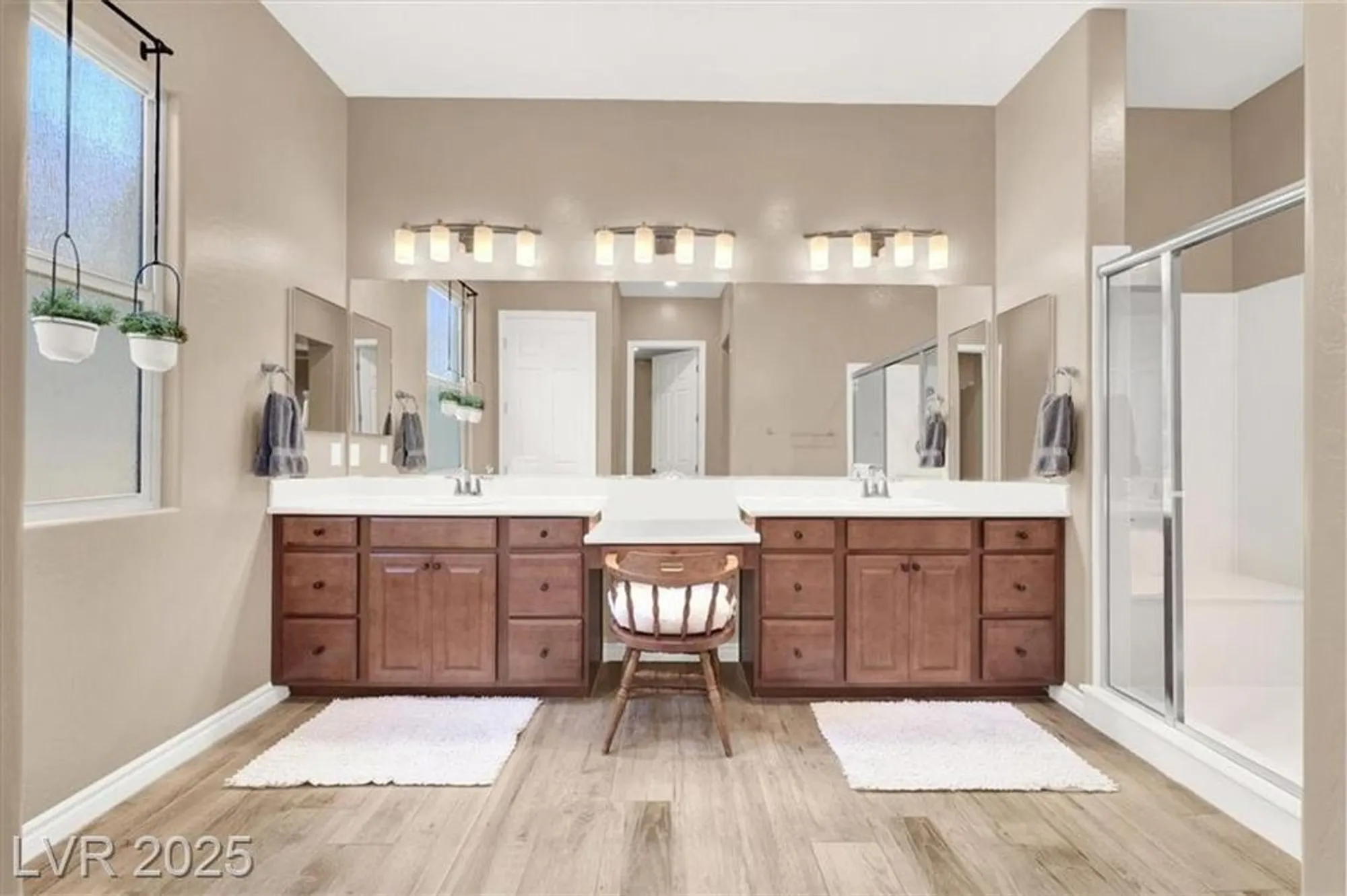 Property Slideshow image 31 of 48 | 400 middlestone ave, Henderson, NV, 89011