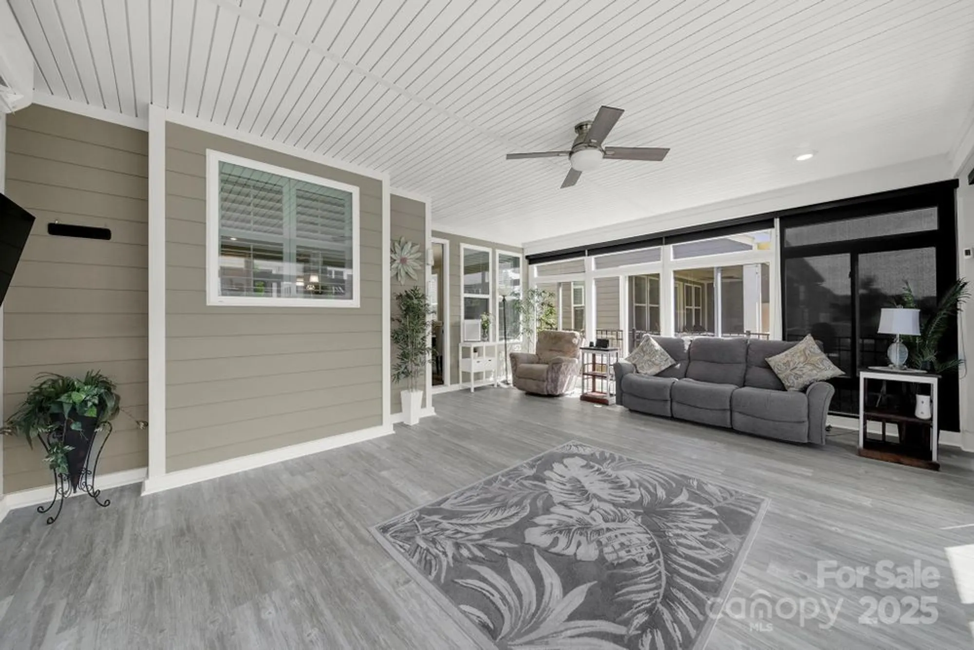 Property Slideshow image 24 of 48 | 10313 superb ln, Charlotte, NC, 28215