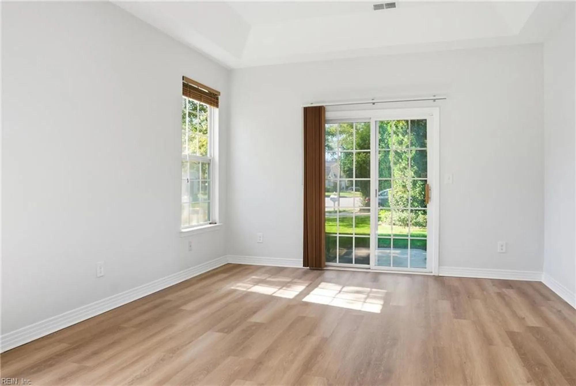 Property Slideshow image 26 of 35 | 2701 bach ln, Virginia Beach, VA, 23456