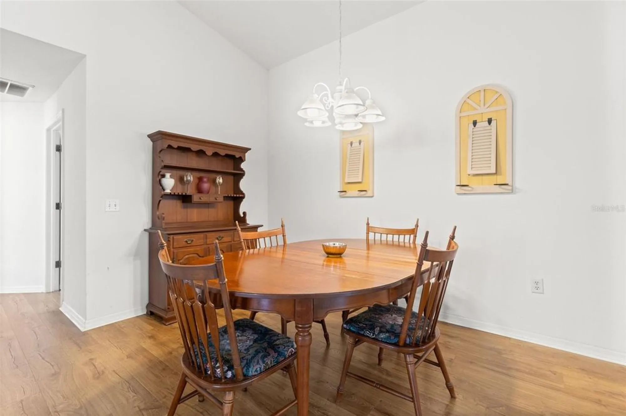 Property Slideshow image 8 of 60 | 10833 collar dr, San Antonio, FL, 33576