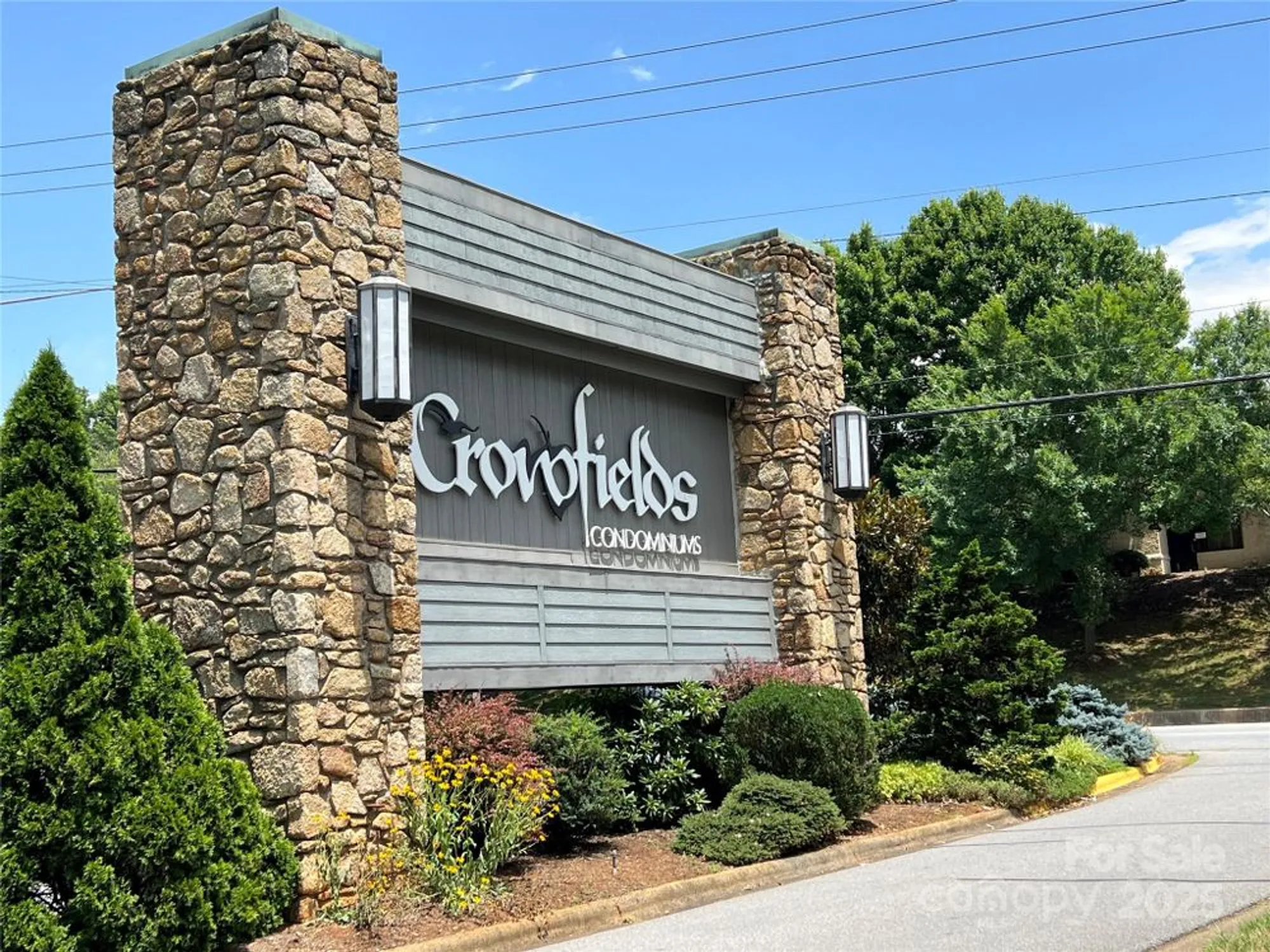 Property Slideshow image 32 of 35 | 609 crowfields ln, Asheville, NC, 28803