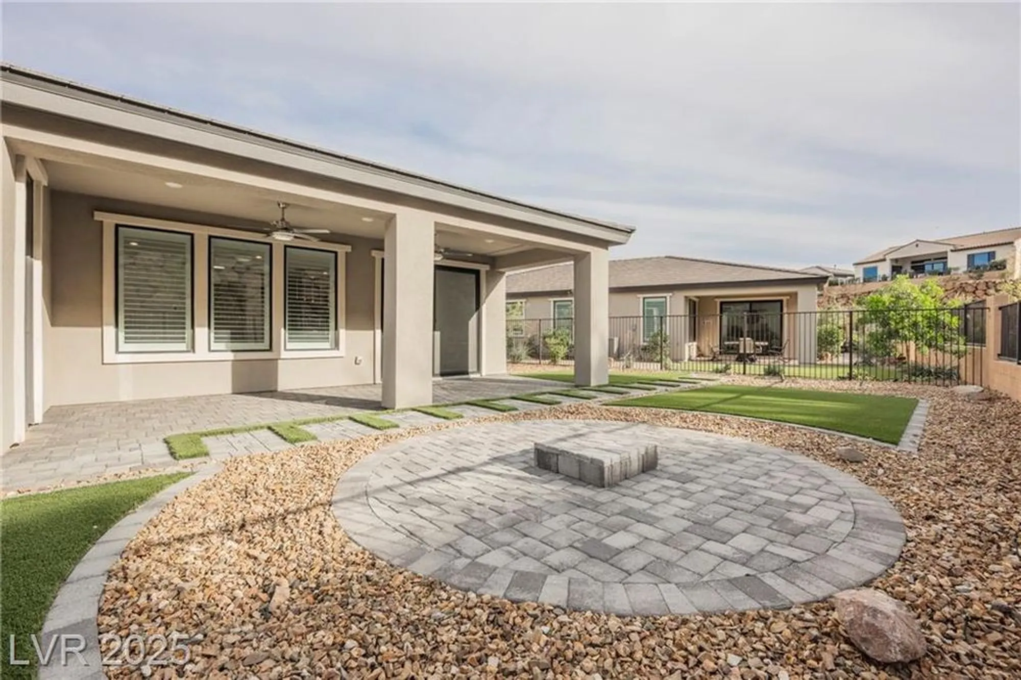 Property Slideshow image 21 of 24 | 19 desert ivy ln, Henderson, NV, 89011