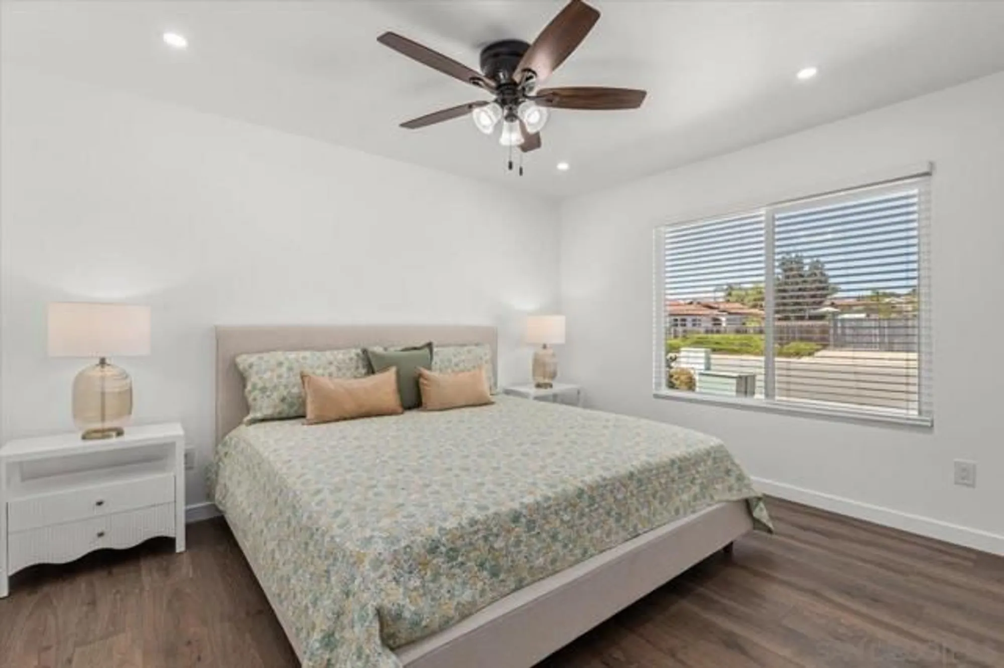 Property Slideshow image 23 of 32 | 4617 westridge dr, Oceanside, CA, 92056