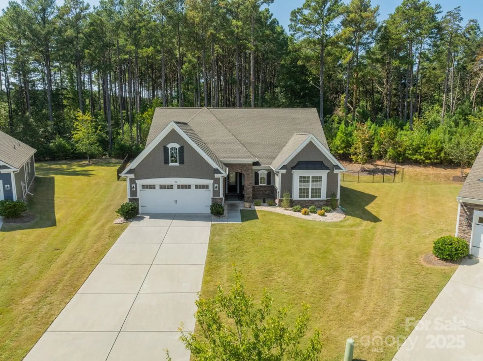 Property Slideshow image 1 of 24 | 508 vermeer ct, Mount Holly, NC, 28120