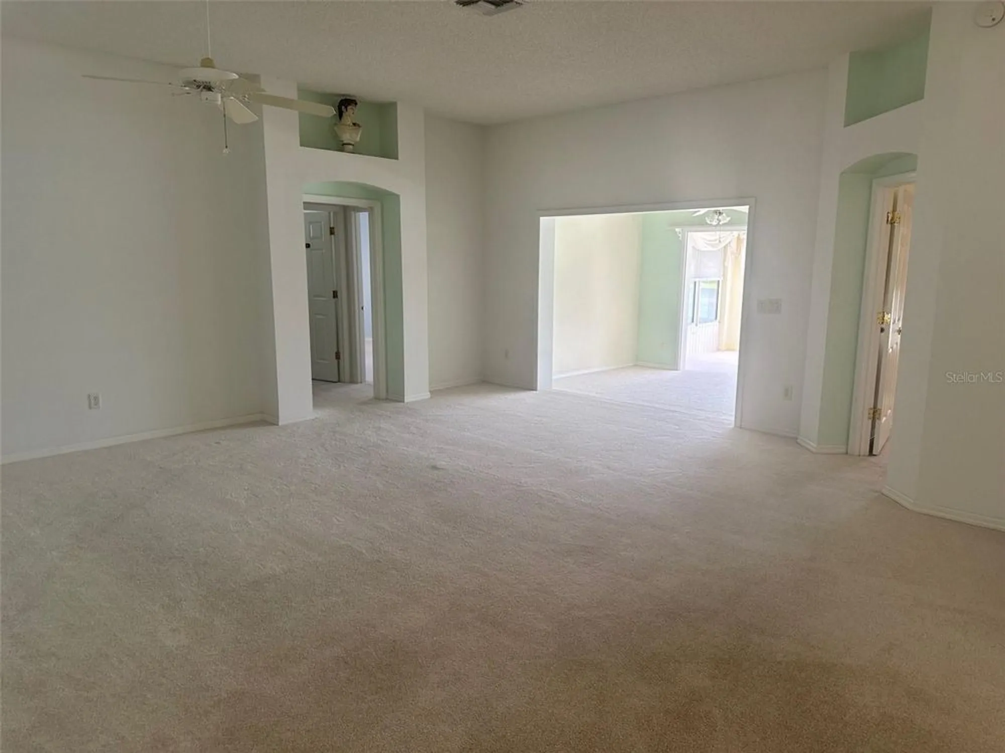 Property Slideshow image 13 of 21 | 2002 enrique dr, The Villages, FL, 32159