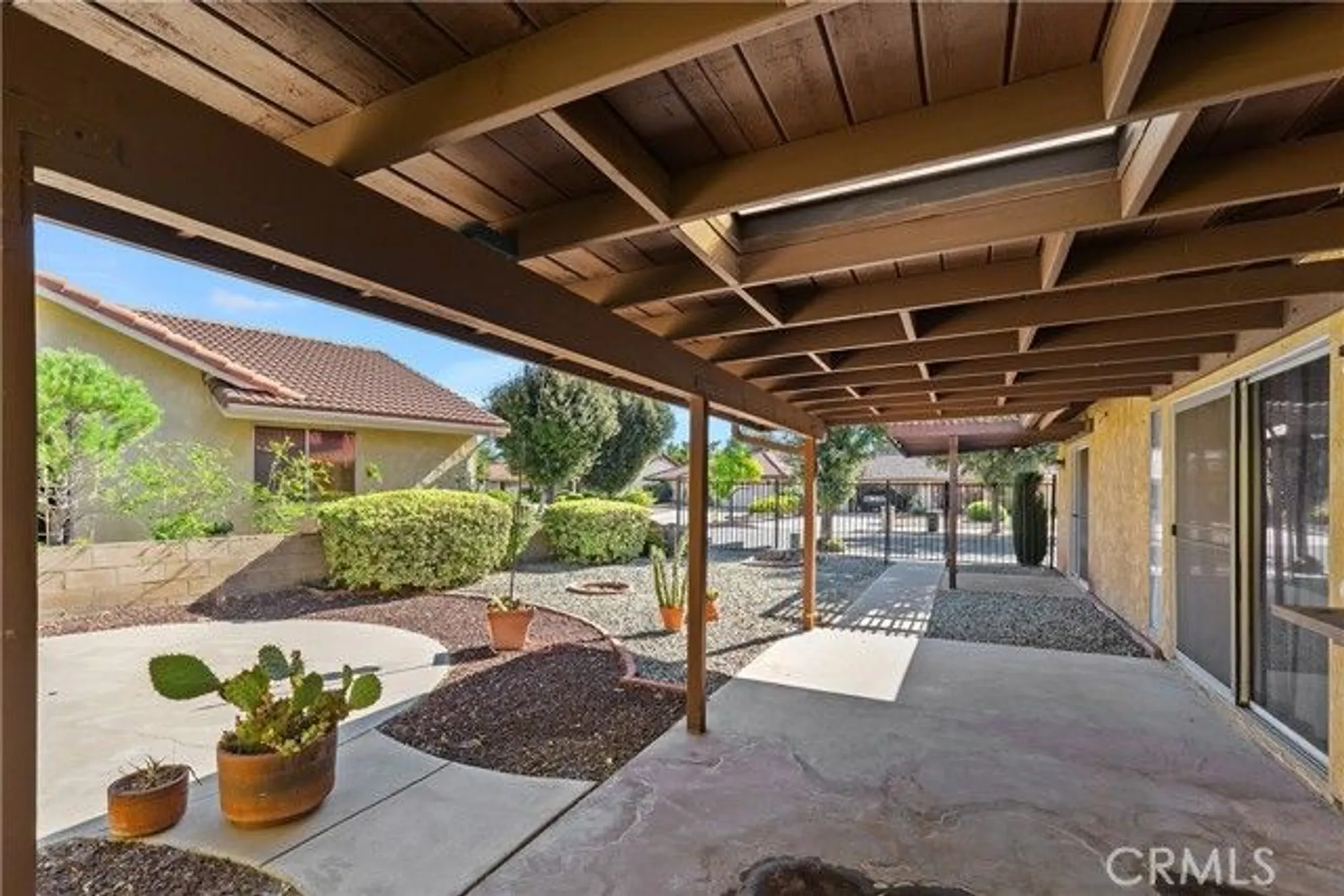 Property Slideshow image 26 of 32 | 1150 lemon gum ln, Hemet, CA, 92545