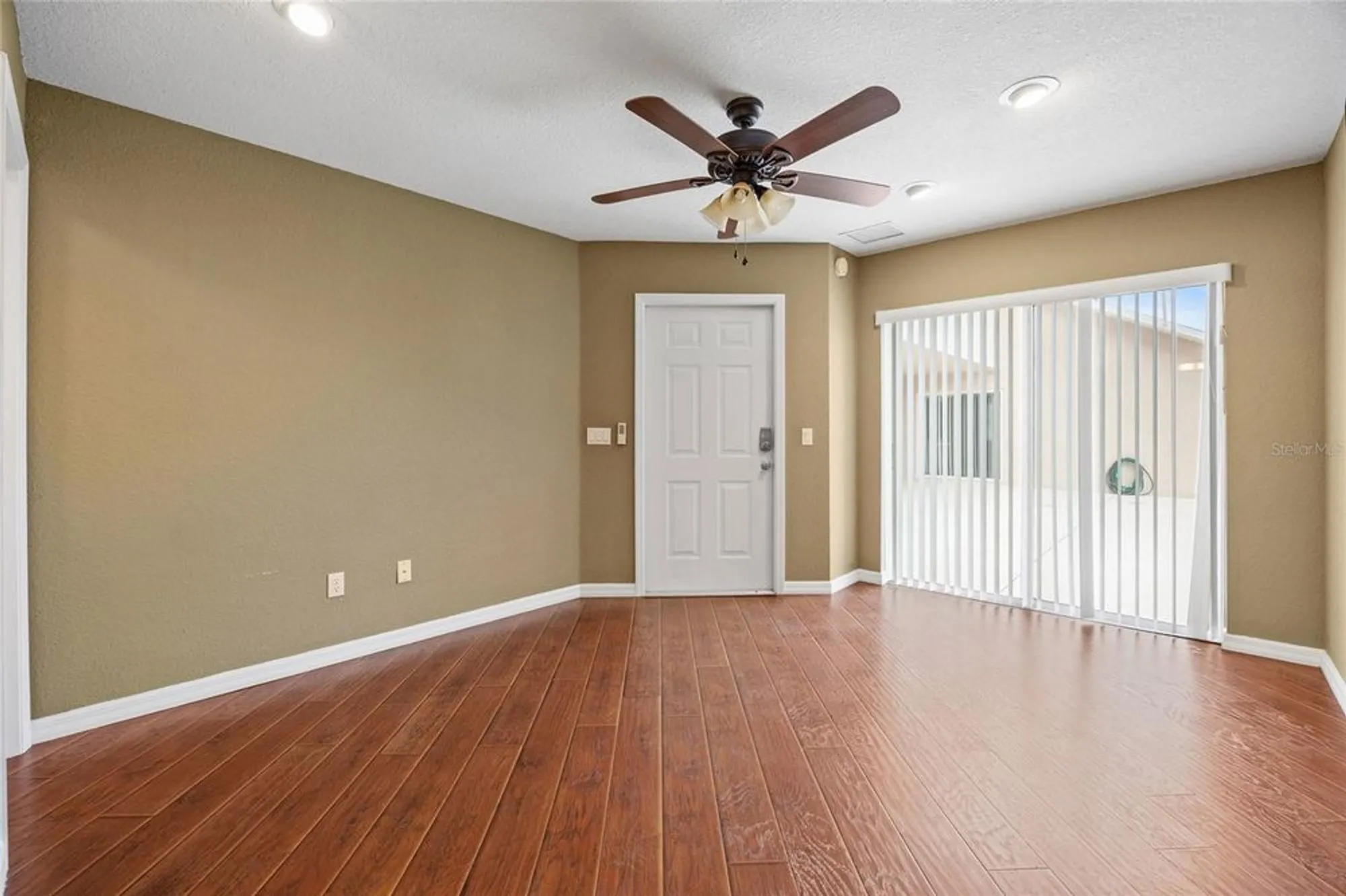 Property Slideshow image 9 of 53 | 17645 se 117th cir, Summerfield, FL, 34491
