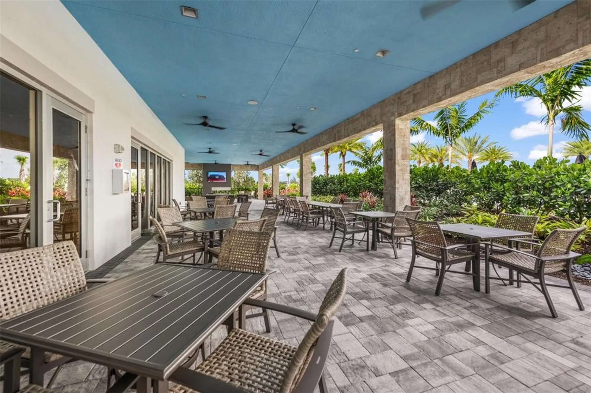 Property Slideshow image 82 of 99 | 3025 veneto ct, Bradenton, FL, 34211