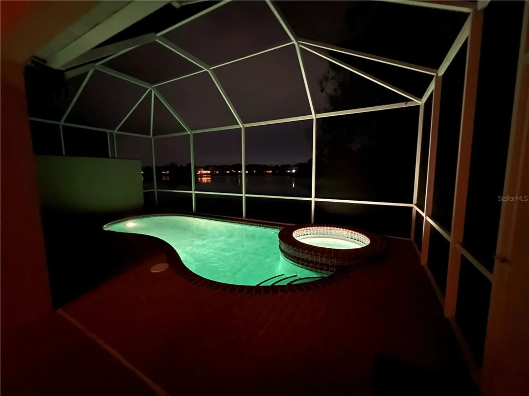 Property Slideshow image 39 of 53 | 4914 lakescene pl, Sarasota, FL, 34243