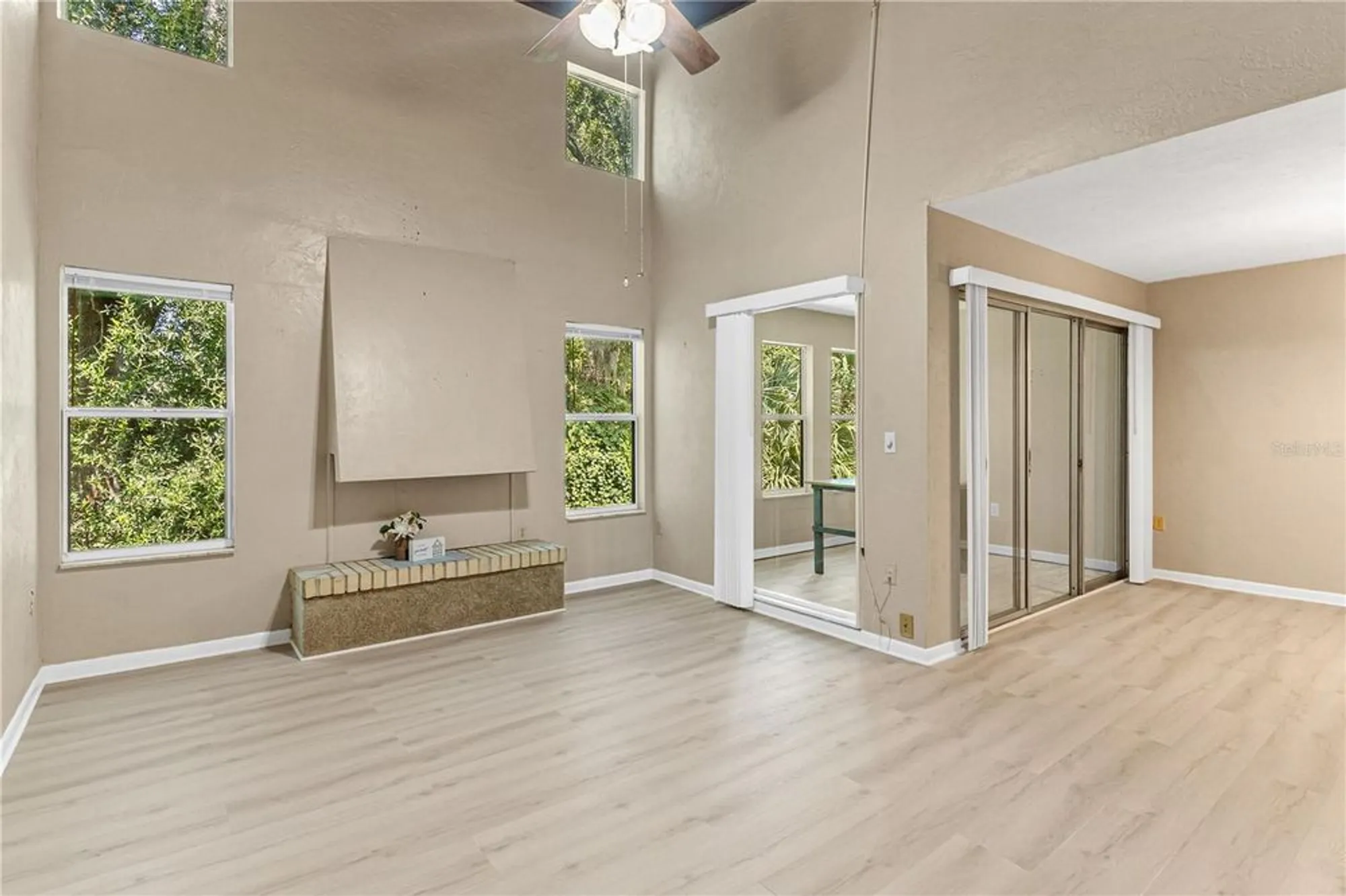 Property Slideshow image 11 of 40 | 14202 sandalwood dr # 202, Wildwood, FL, 34785