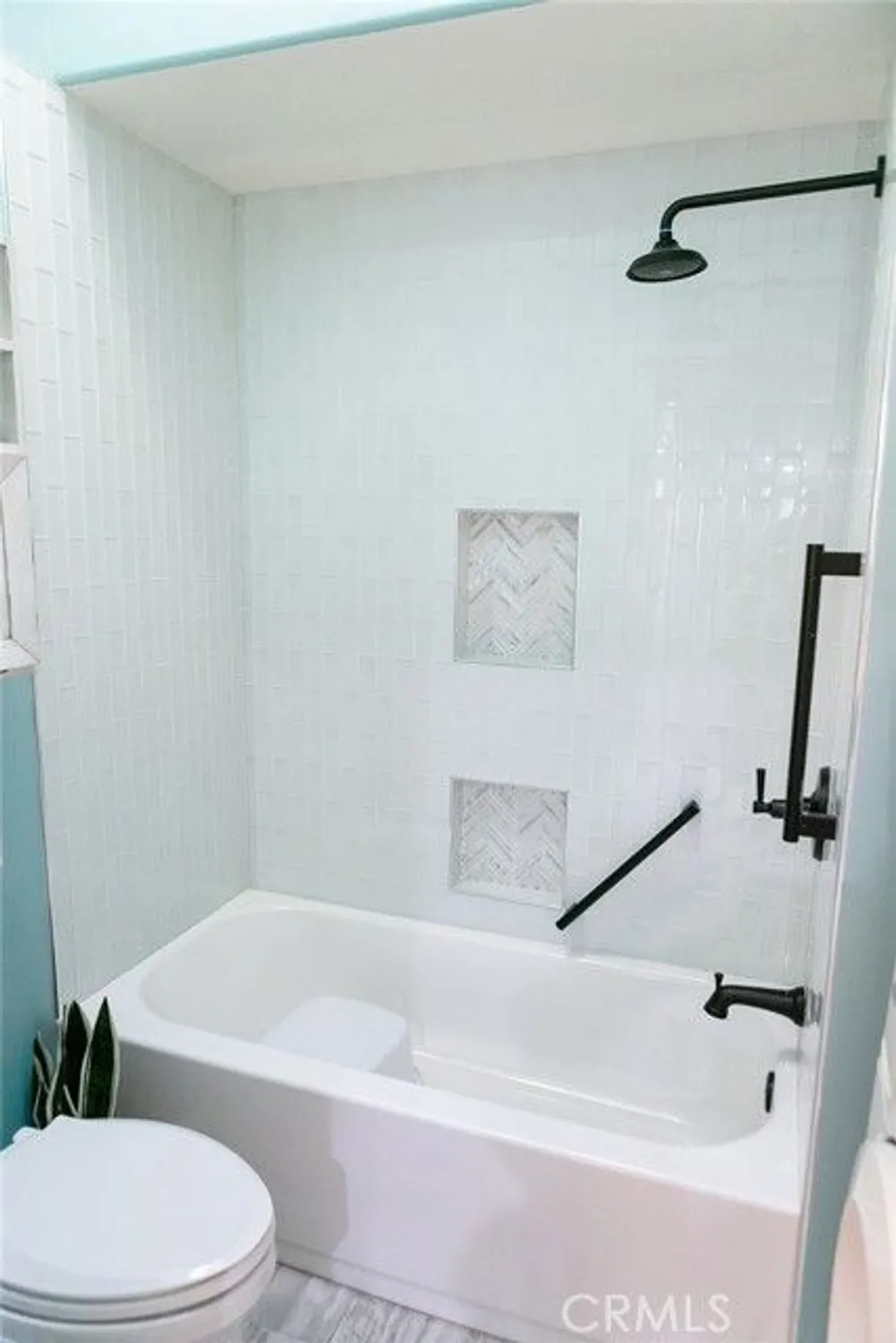 Property Slideshow image 20 of 31 | 1790 sunningdale rd apt 15g, Seal Beach, CA, 90740