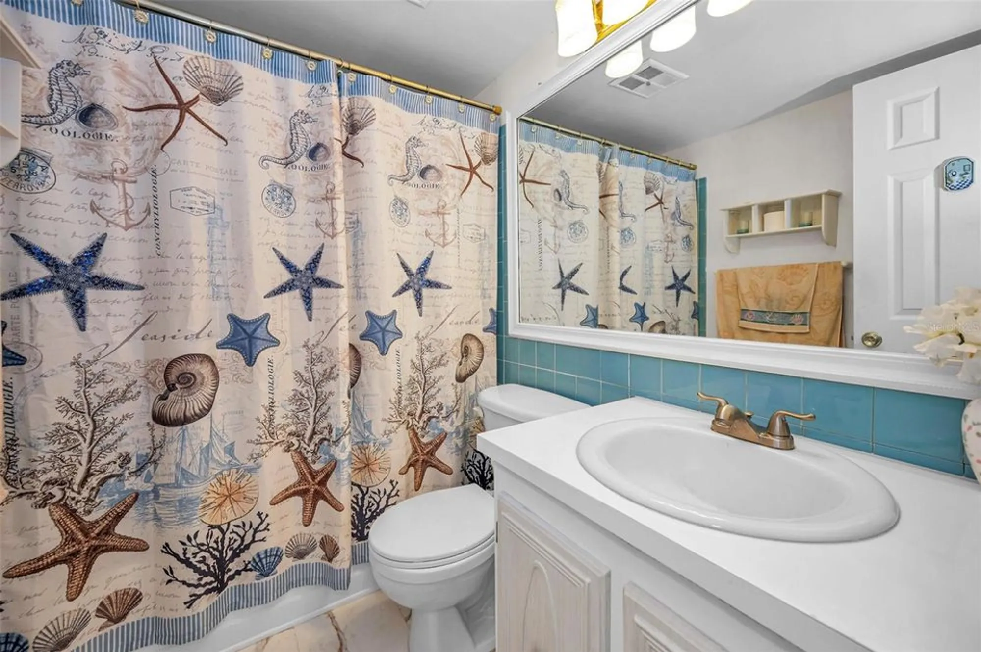 Property Slideshow image 20 of 49 | 5297 81st ln n apt 4, St Petersburg, FL, 33709