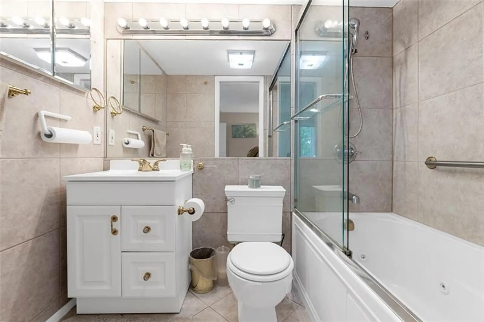 Property Slideshow image 20 of 49 | 3028 cambridge b # 3028, Deerfield Beach, FL, 33442