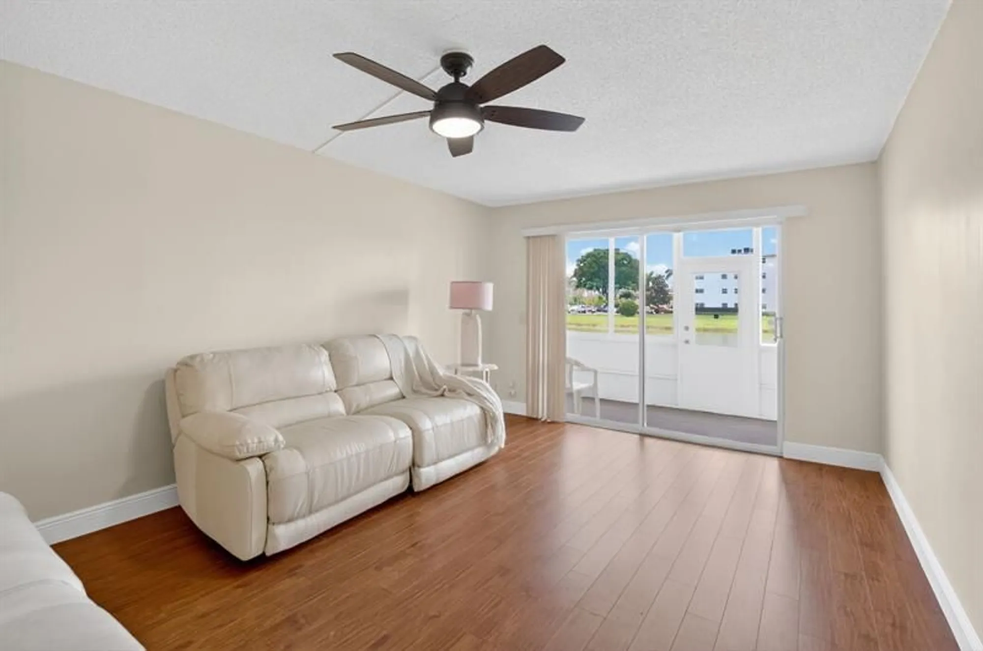 Property Slideshow image 10 of 28 | 1036 guildford b # 1036, Boca Raton, FL, 33434