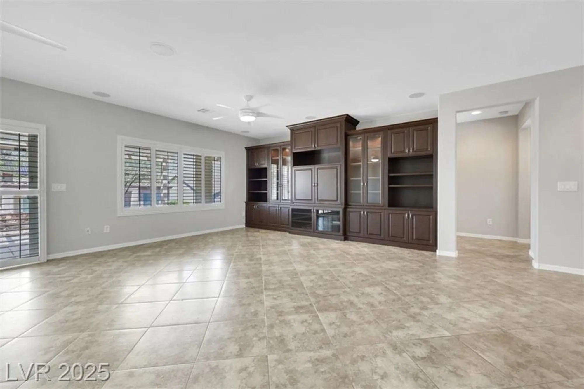 Property Slideshow image 15 of 34 | 2159 bensley st, Henderson, NV, 89044