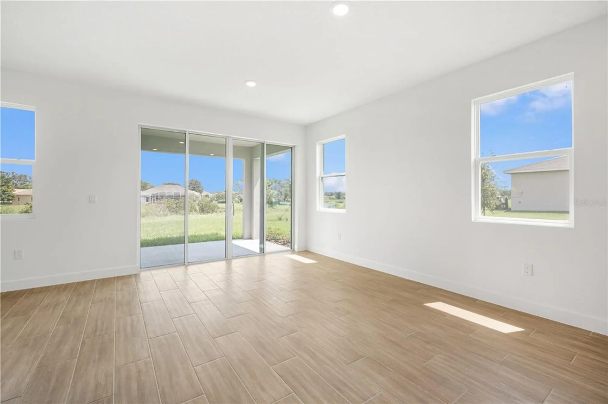 Property Slideshow image 15 of 30 | 9196 players dr, Weeki Wachee, FL, 34613