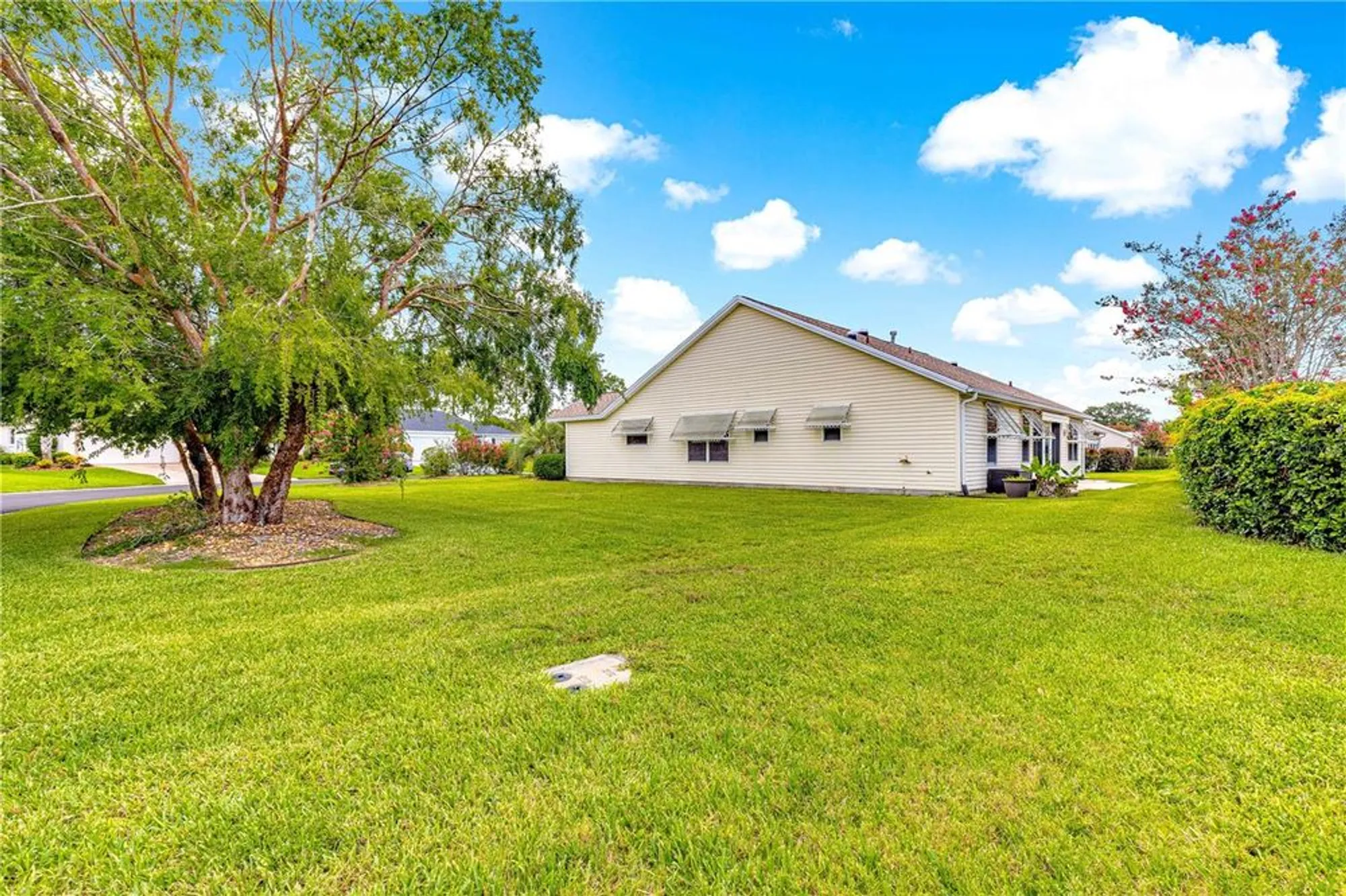 Property Slideshow image 44 of 58 | 2450 merida cir, The Villages, FL, 32162