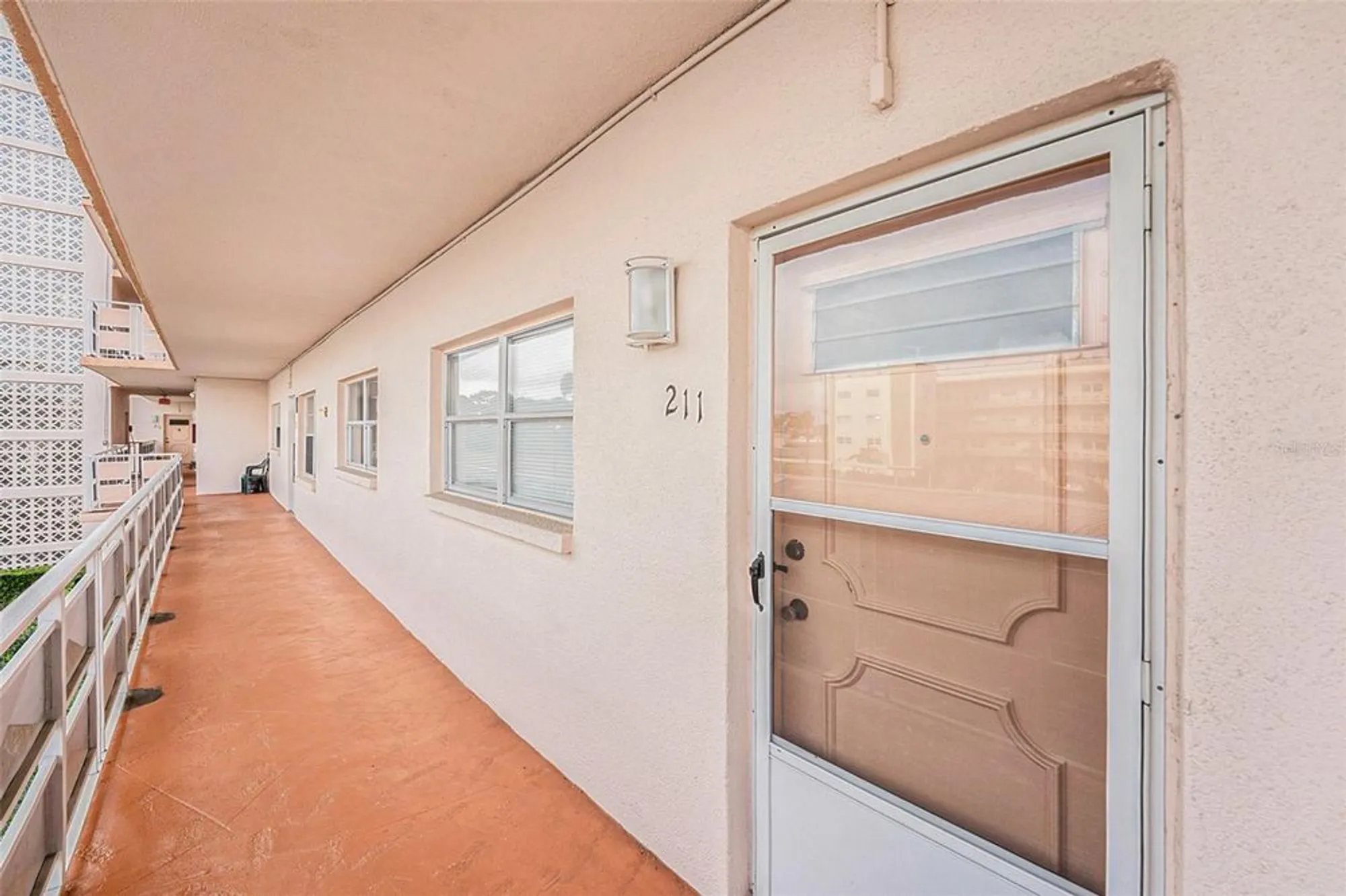 Property Slideshow image 4 of 37 | 5623 80th st n unit 211, St Petersburg, FL, 33709