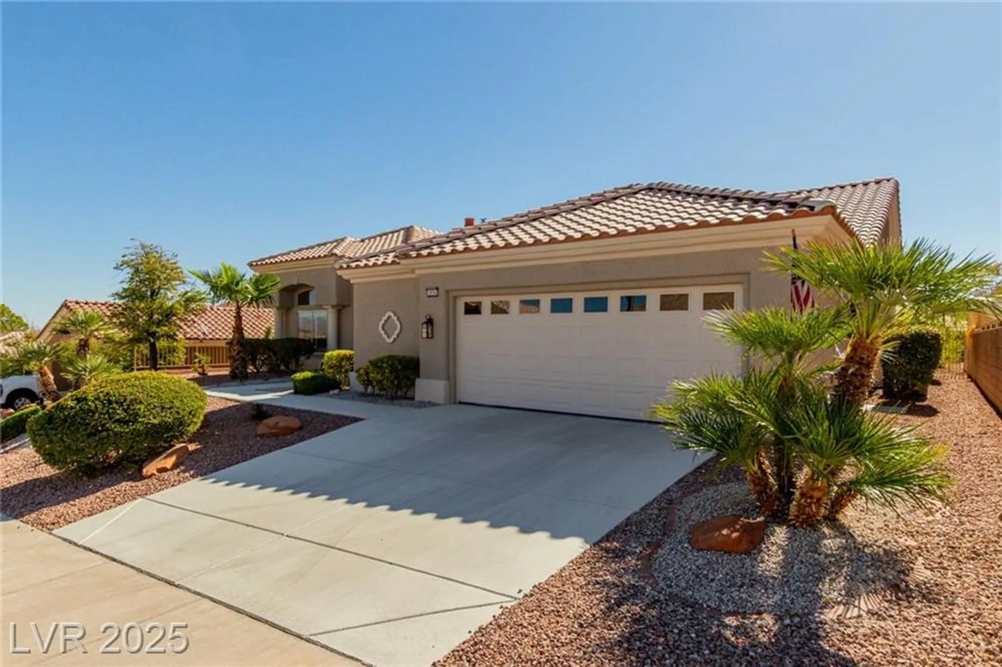 Property Slideshow image 3 of 49 | 2824 faiss dr, Las Vegas, NV, 89134