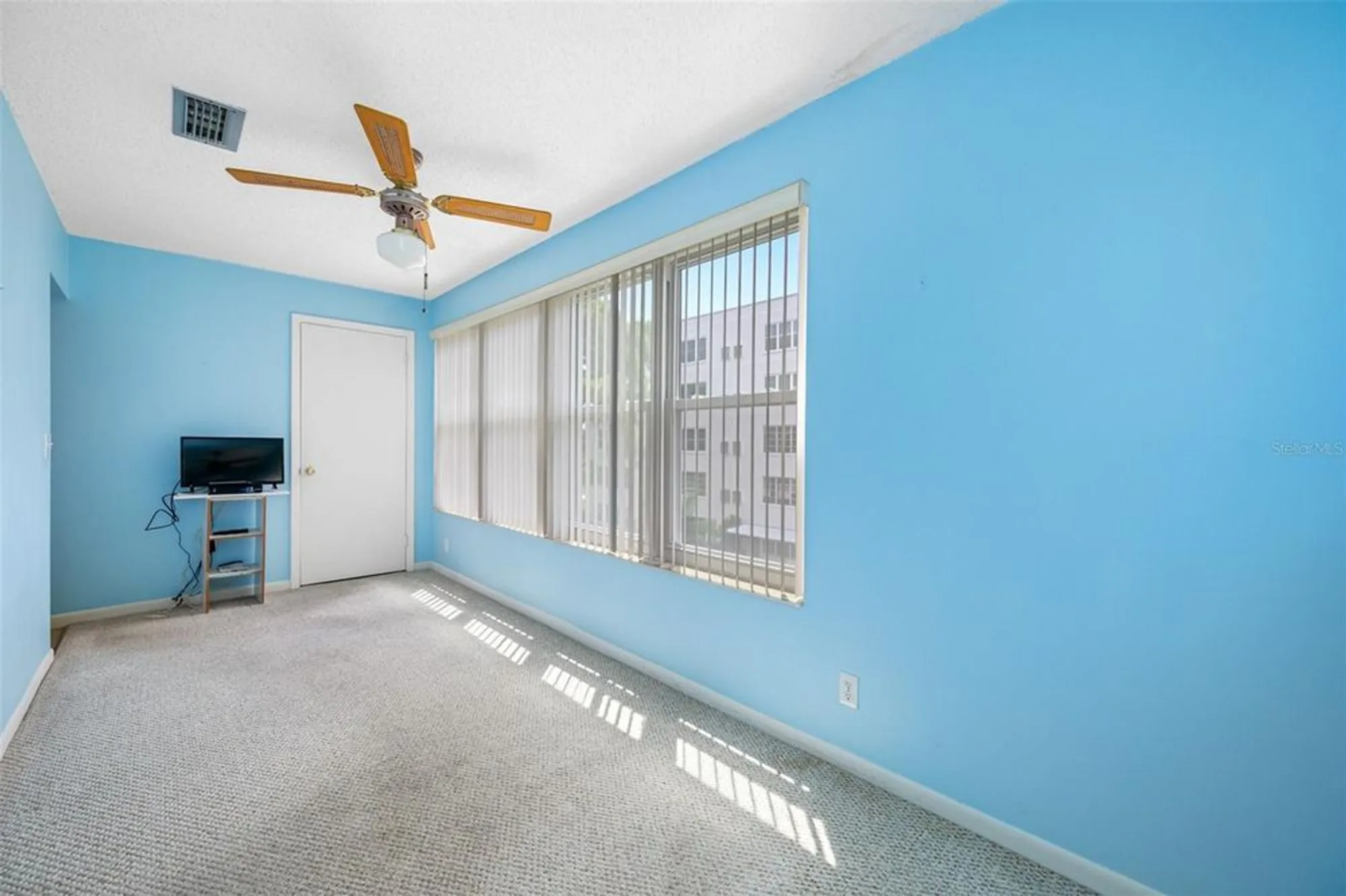 Property Slideshow image 18 of 44 | 5521 80th st n unit 310, St Petersburg, FL, 33709