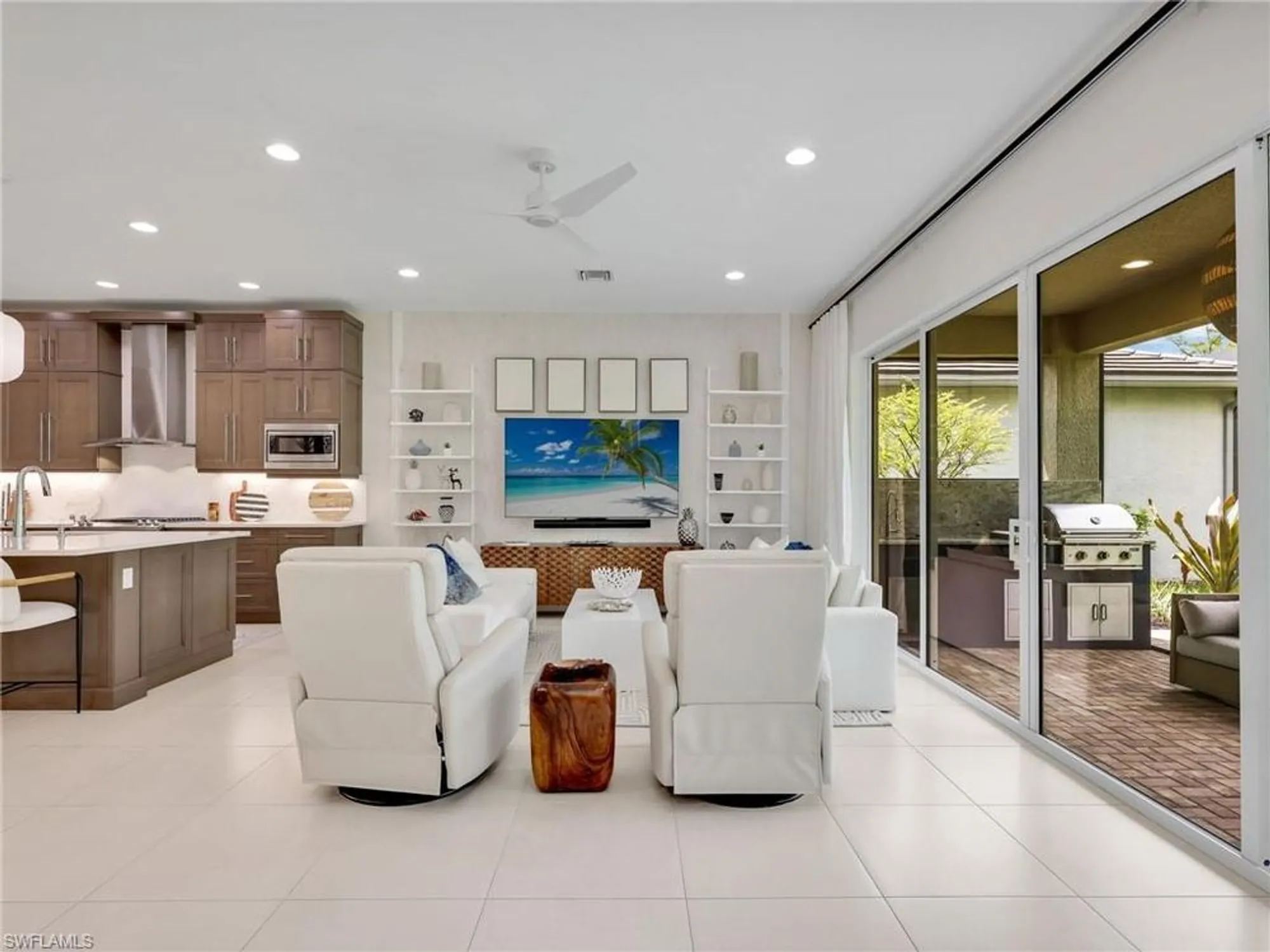 Property Slideshow image 21 of 49 | 11265 daphne ct, Naples, FL, 34120