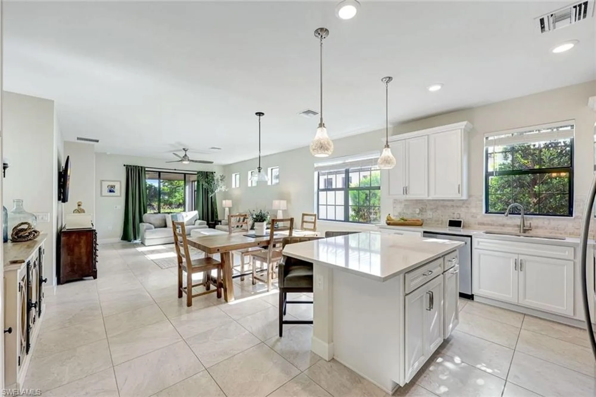 Property Slideshow image 6 of 32 | 12240 canal grande dr, Fort Myers, FL, 33913
