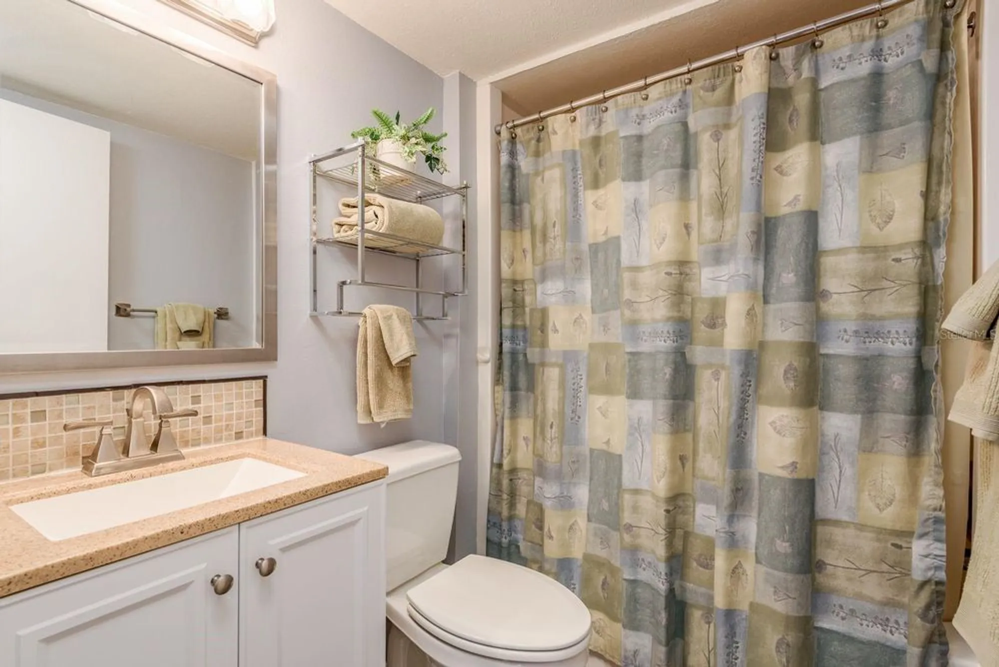 Property Slideshow image 15 of 27 | 936 virginia st 208, Dunedin, FL, 34698