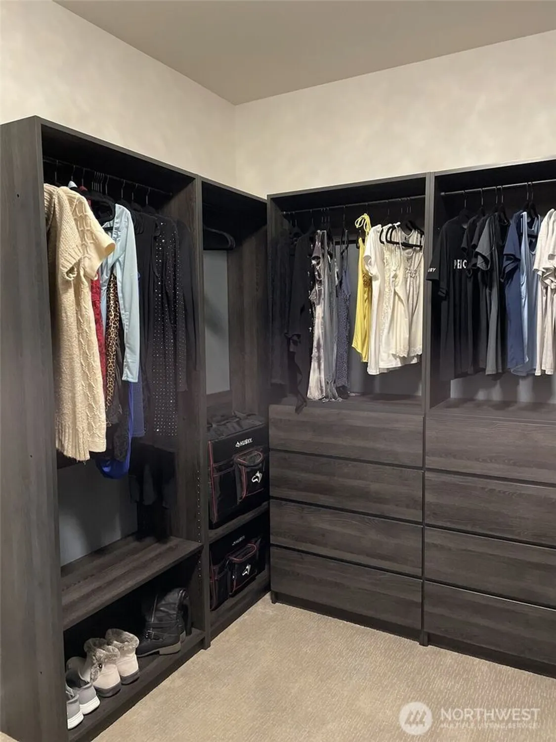 Property Slideshow image 13 of 20 | 5311 waldron dr, Lacey, WA, 98516