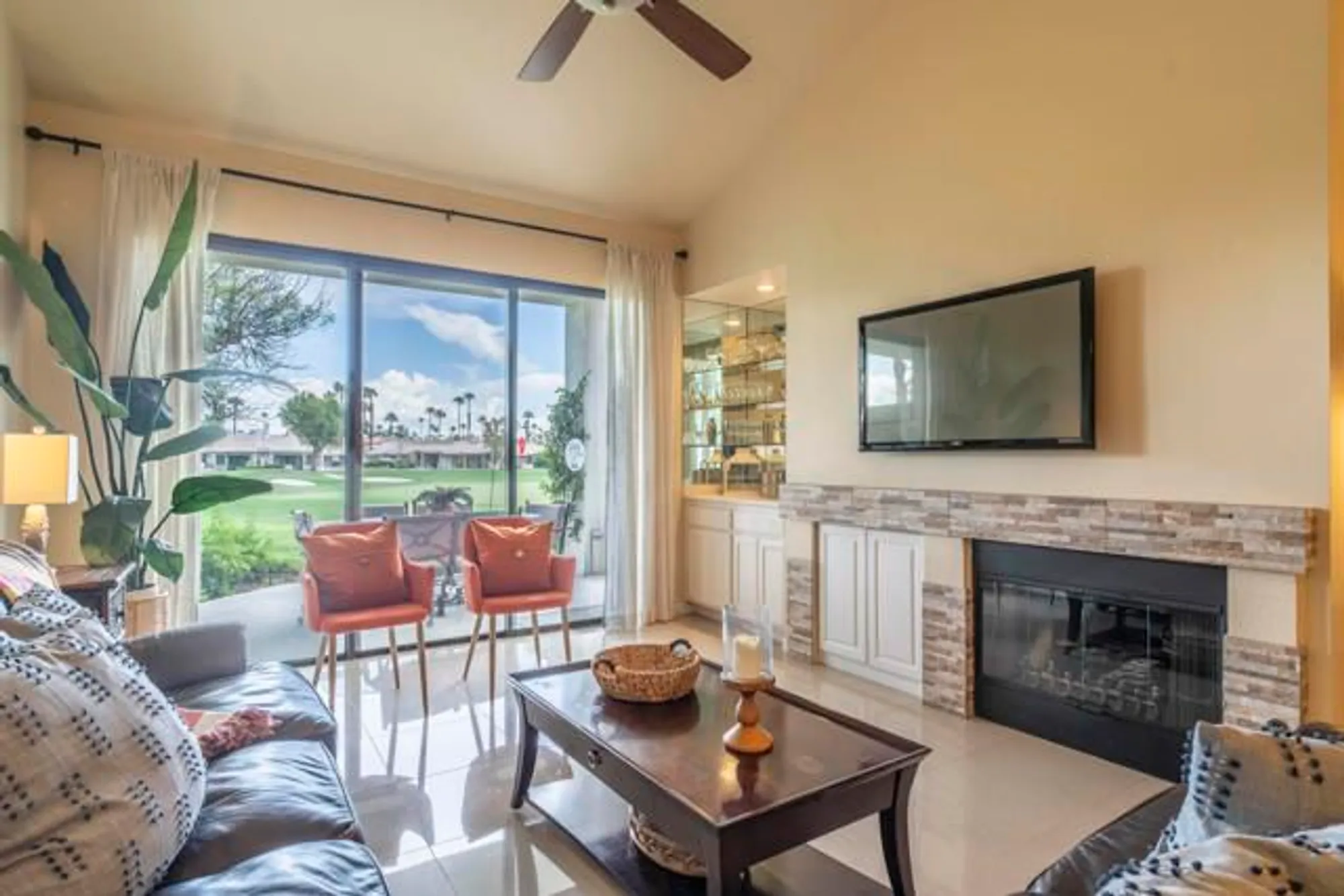 Property Slideshow image 13 of 41 | 55412 riviera, La Quinta, CA, 92253