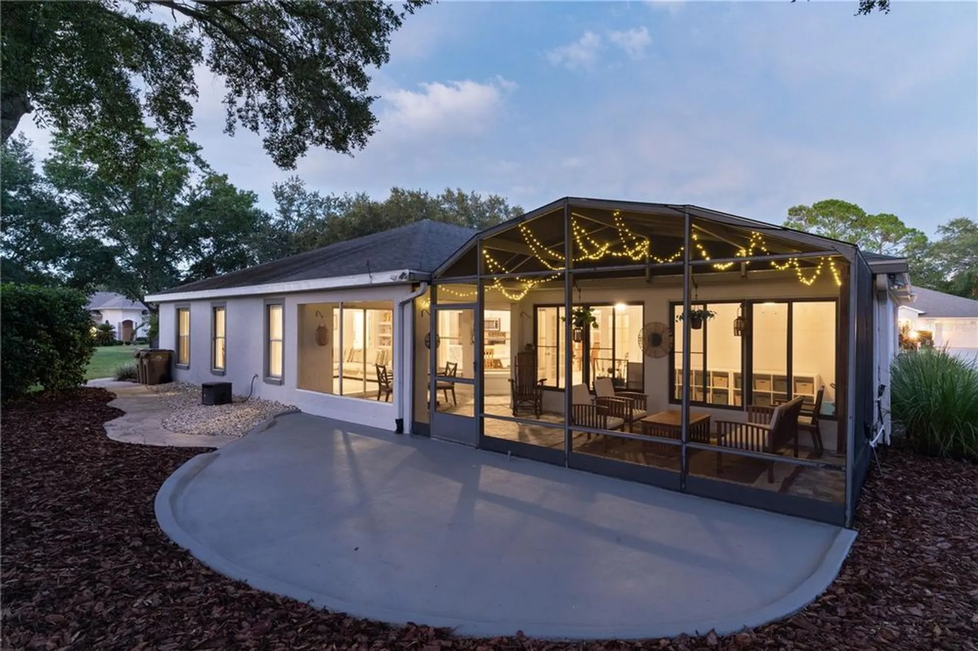 Property Slideshow image 6 of 86 | 5252 grove mnr, Lady Lake, FL, 32159