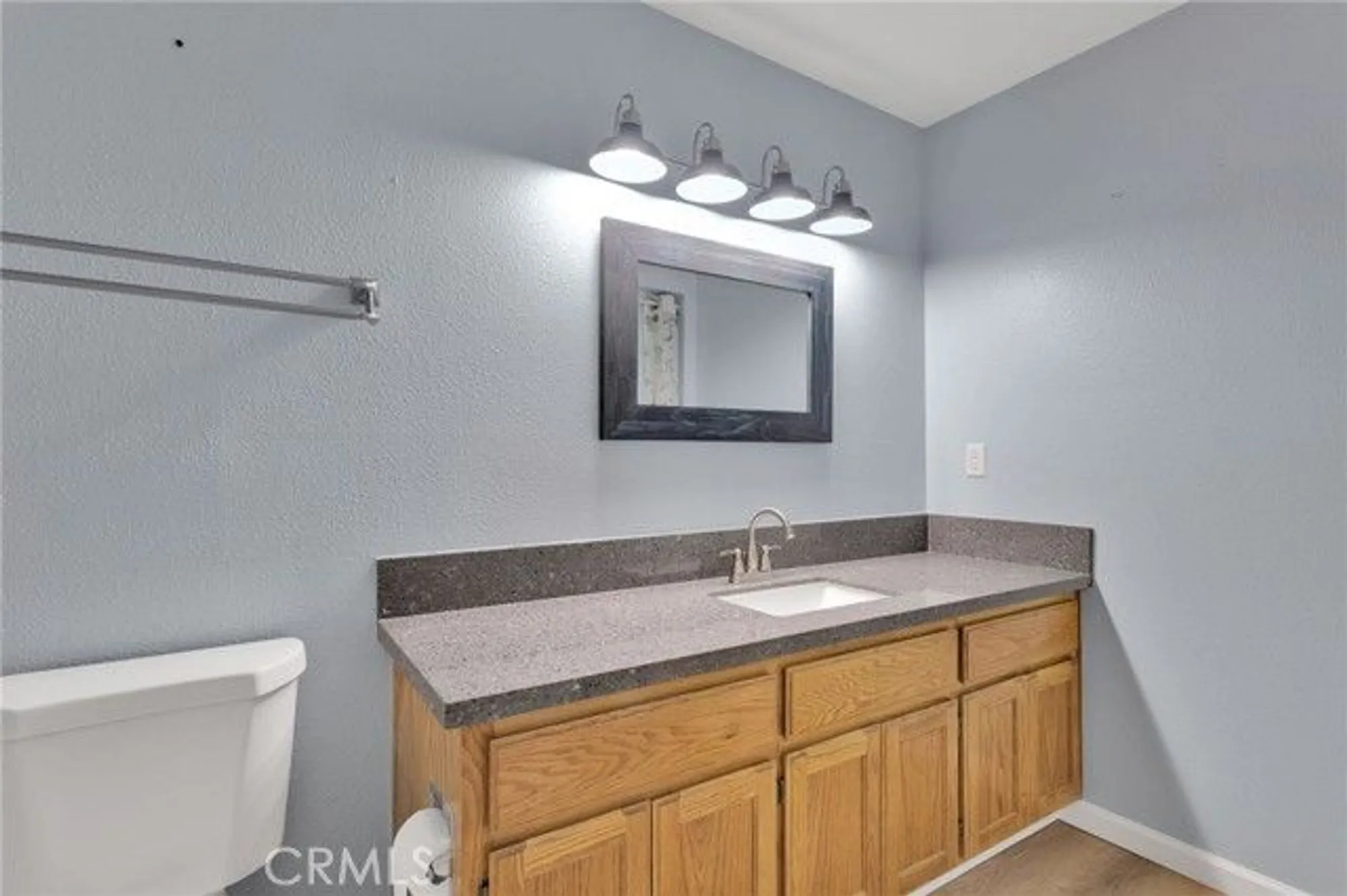 Property Slideshow image 32 of 50 | 11659 pepper ln, Apple Valley, CA, 92308