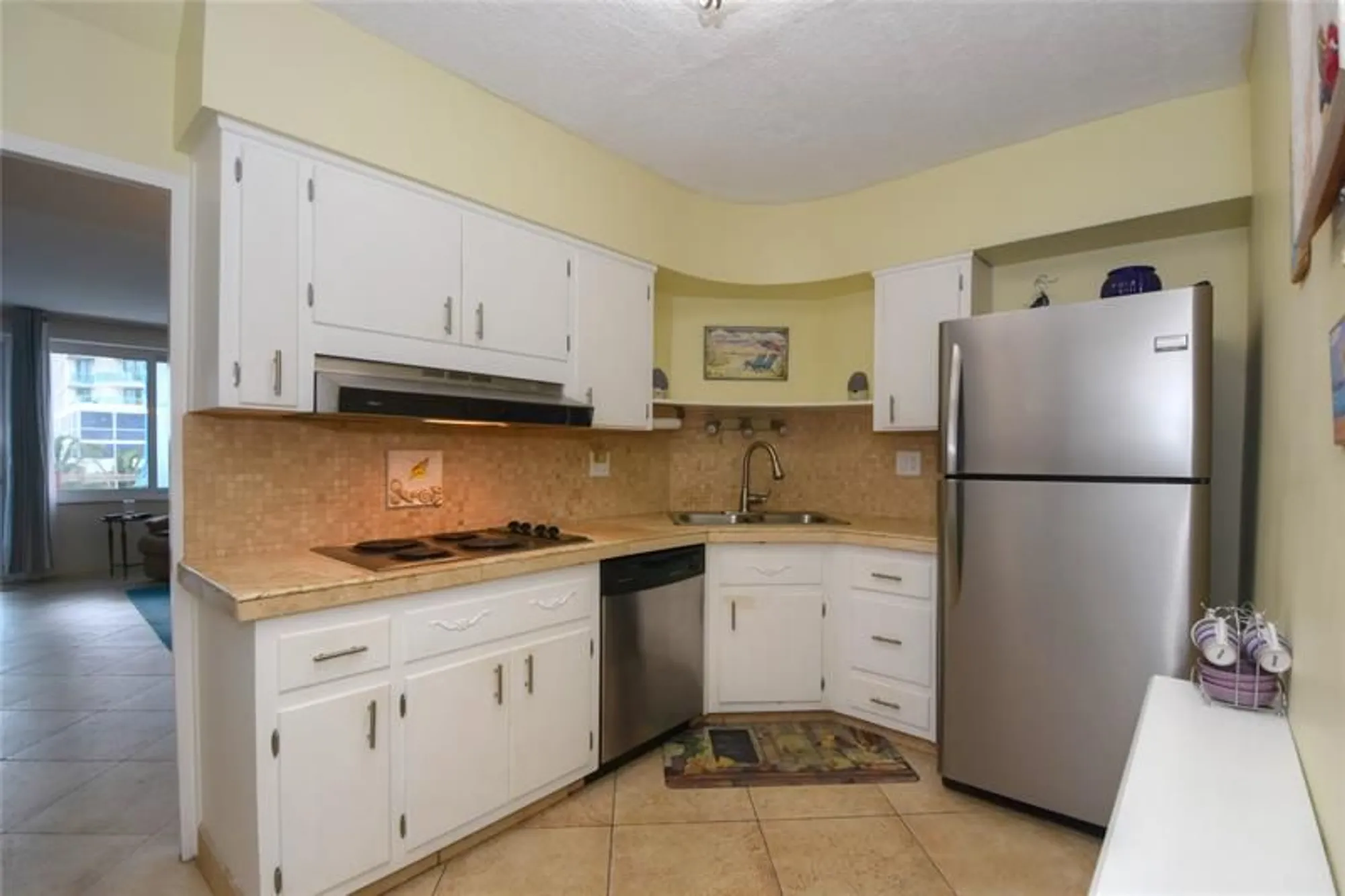 Property Slideshow image 32 of 49 | 3233 ne 34th st 520, Fort Lauderdale, FL, 33308
