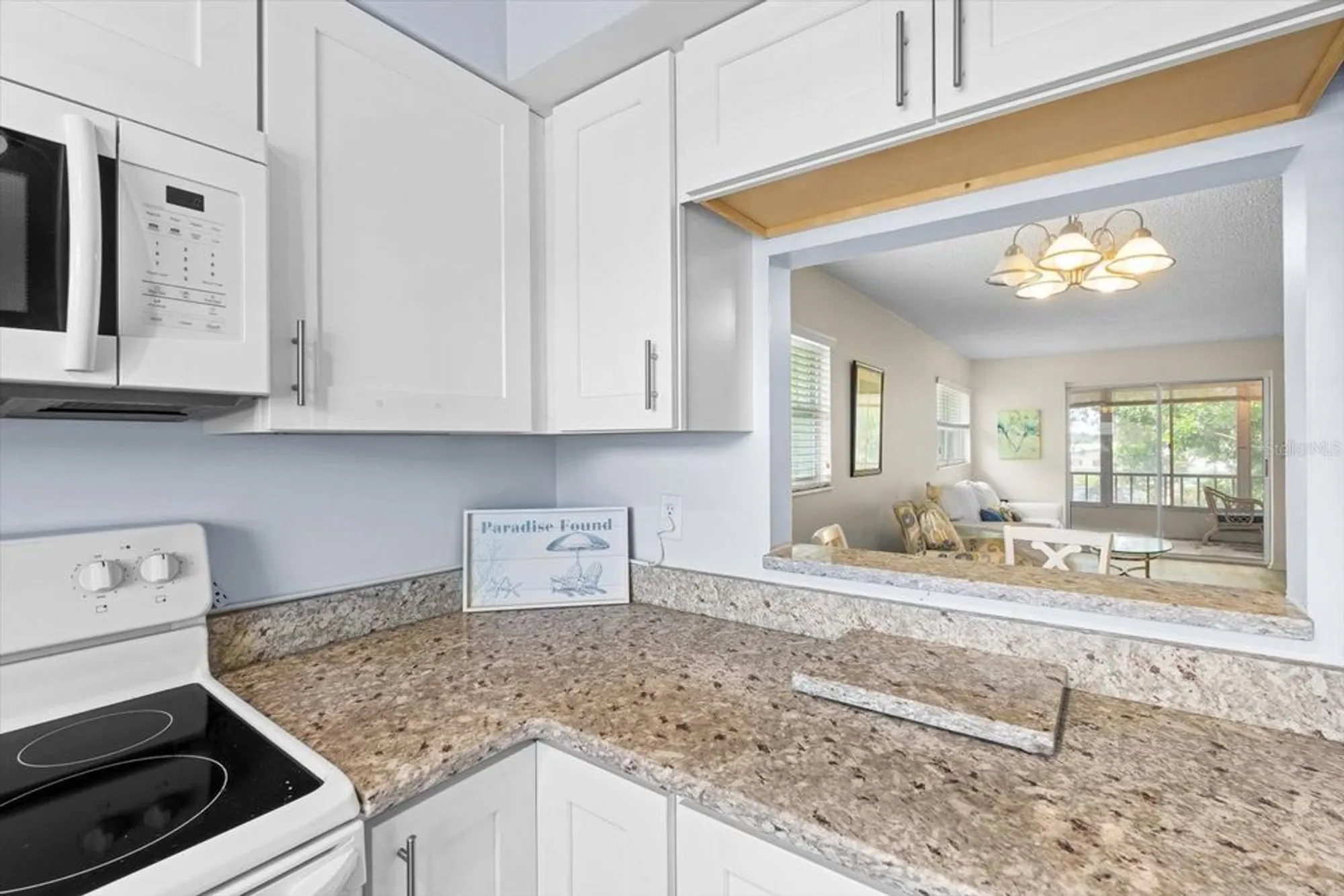Property Slideshow image 10 of 27 | 304 47th avenue dr 307, Bradenton, FL, 34207