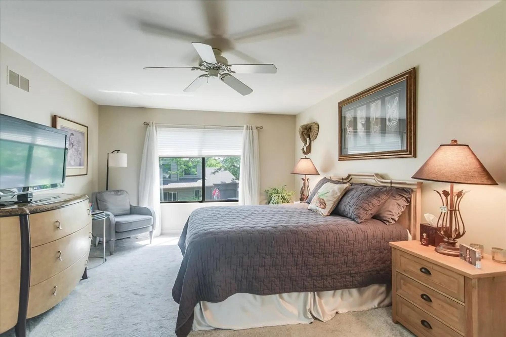 Property Slideshow image 20 of 42 | 970 longmeadow ct, Lake Barrington, IL, 60010