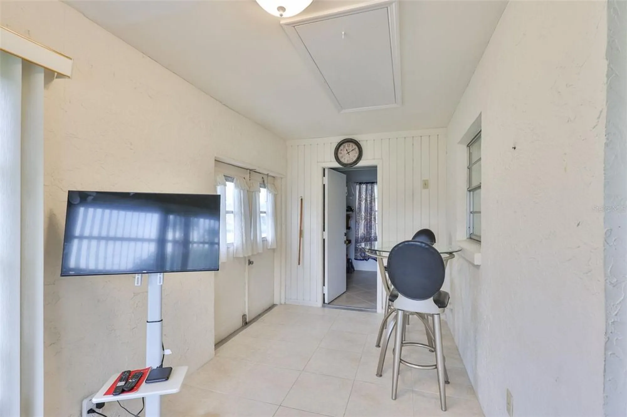 Property Slideshow image 5 of 55 | 401 feltham trl a, Sun City Center, FL, 33573