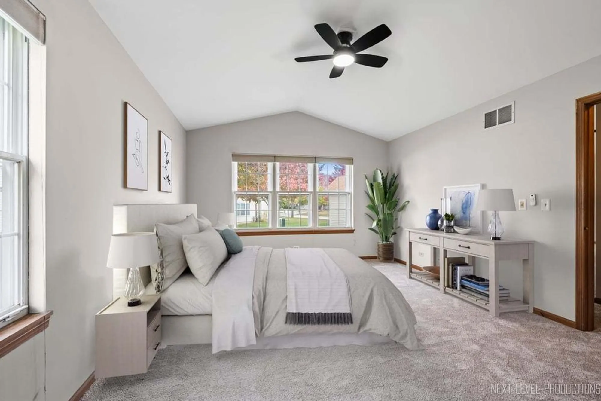 Property Slideshow image 10 of 49 | 21289 silktree cir, Plainfield, IL, 60544