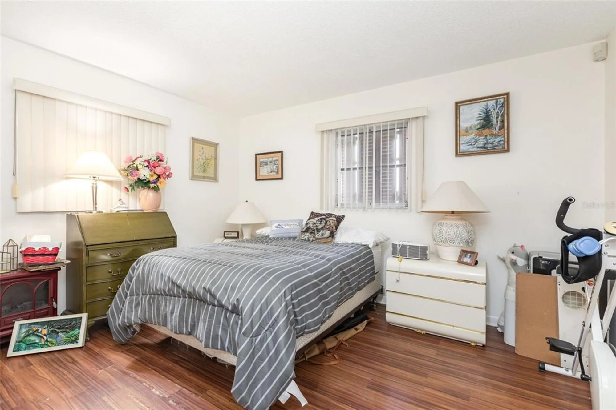 Property Slideshow image 22 of 48 | 305 cranston pl, Sun City Center, FL, 33573