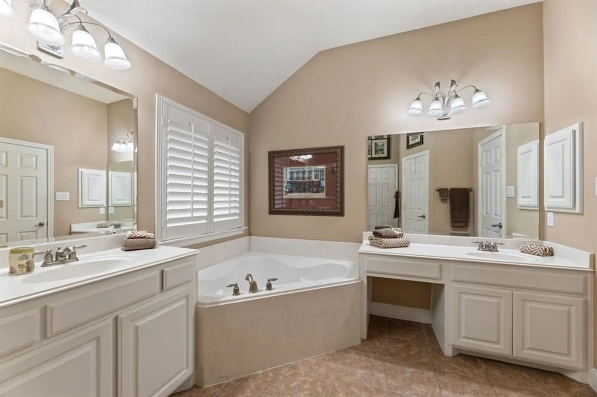 Property Slideshow image 29 of 38 | 749 barton springs dr, Fairview, TX, 75069
