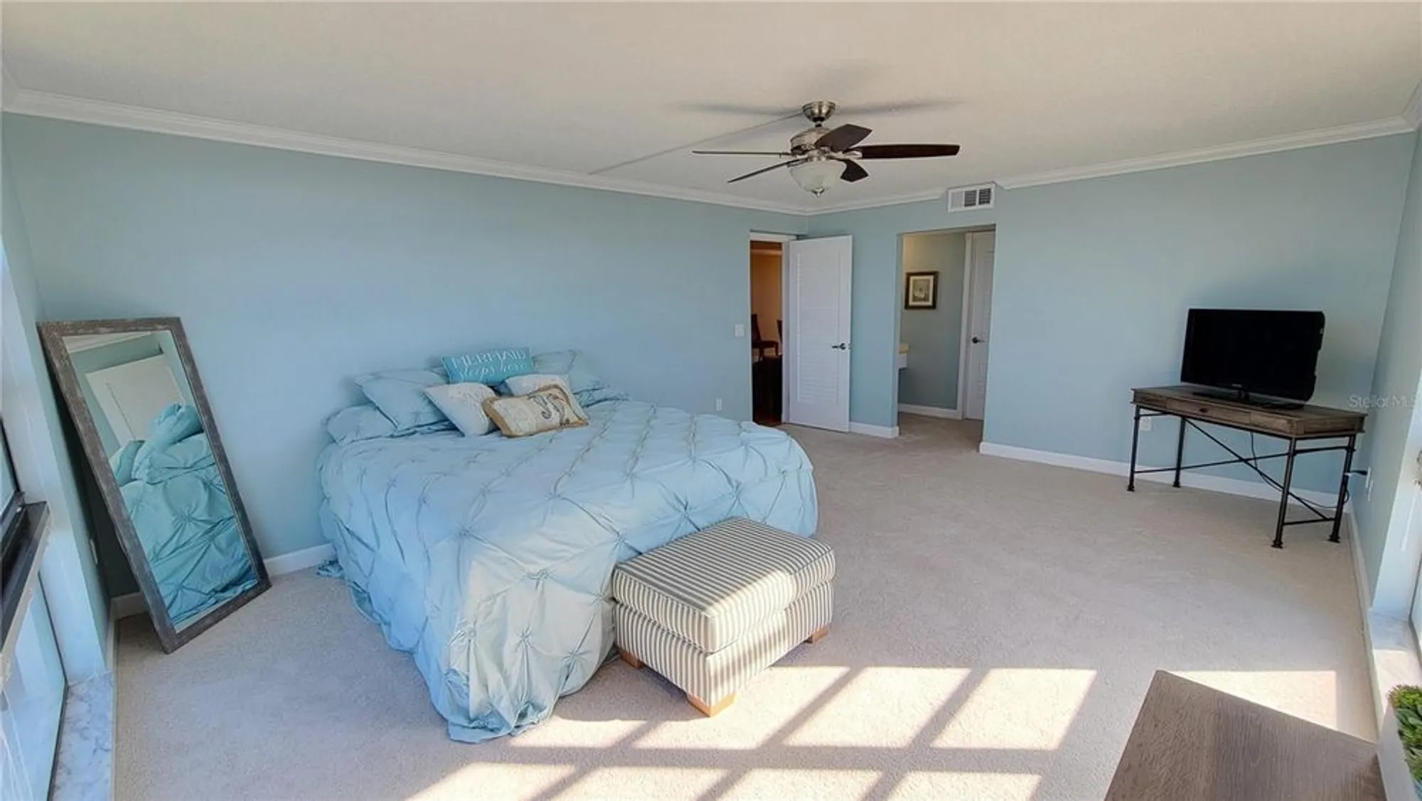 Property Slideshow image 51 of 100 | 7700 sun island dr 608, South Pasadena, FL, 33707