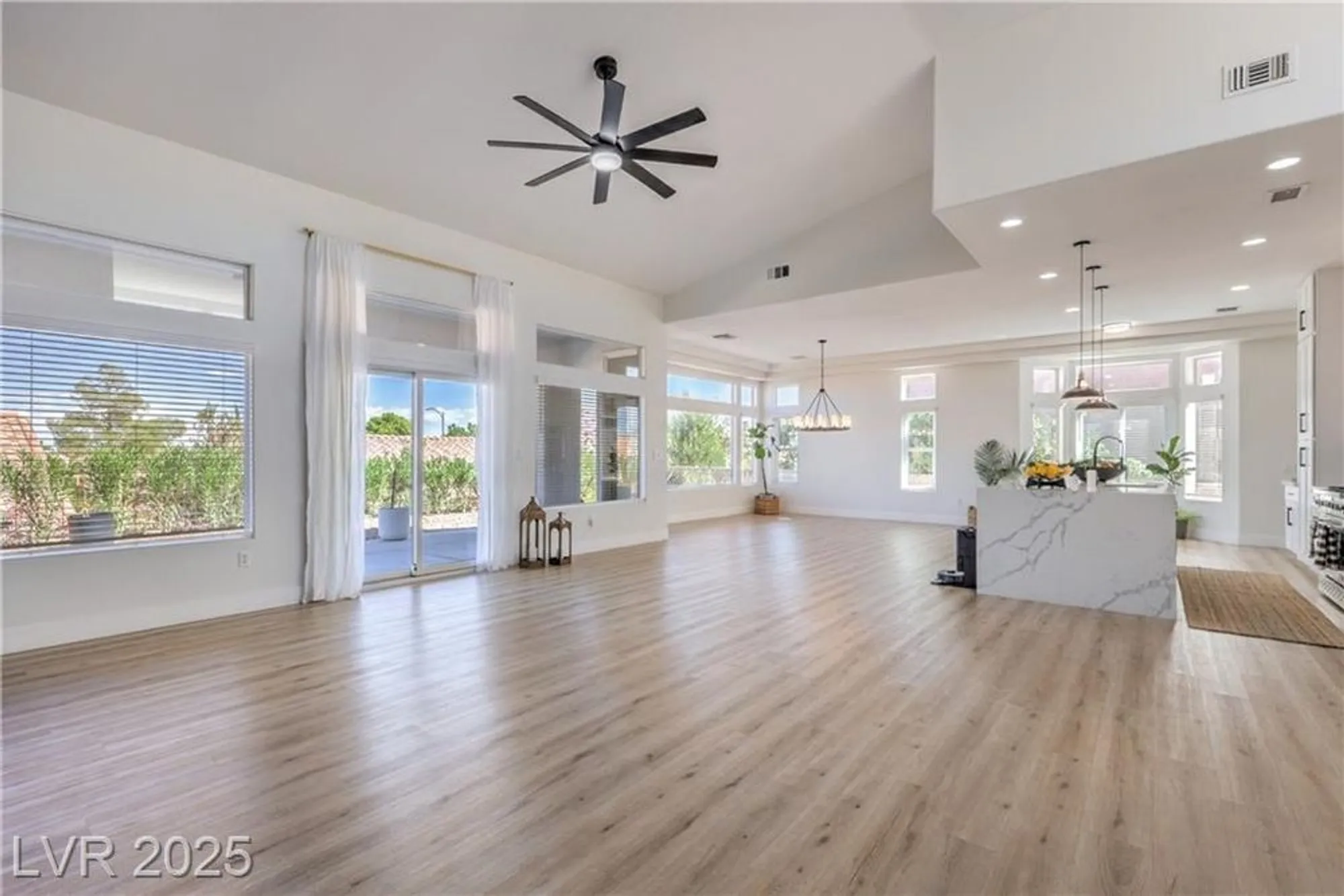 Property Slideshow image 5 of 34 | 3028 treesdale dr, Las Vegas, NV, 89134