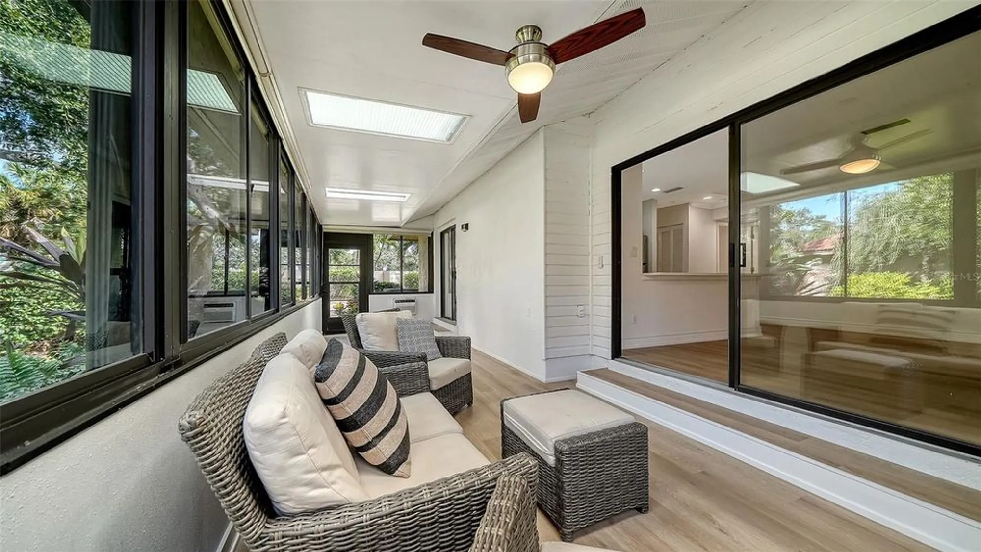 Property Slideshow image 25 of 48 | 5027 kestral park # 64, Sarasota, FL, 34231