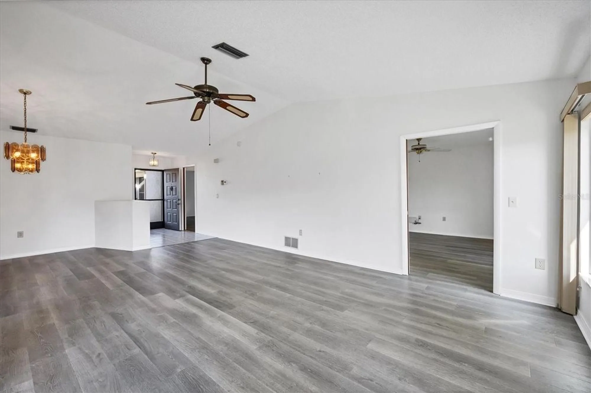 Property Slideshow image 7 of 55 | 606 chestnut ln, Englewood, FL, 34223