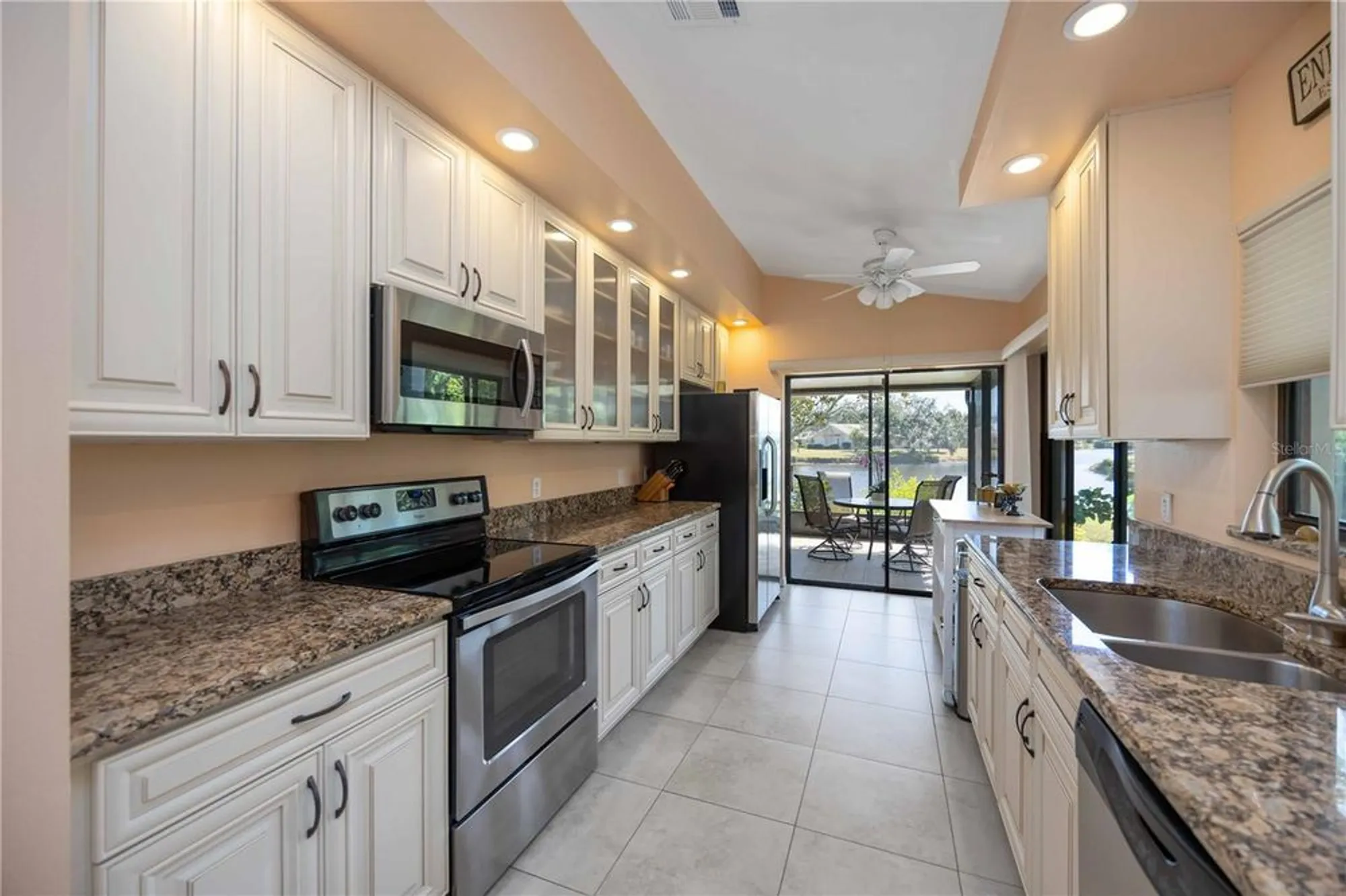 Property Slideshow image 10 of 82 | 214 southampton dr # 327, Venice, FL, 34293