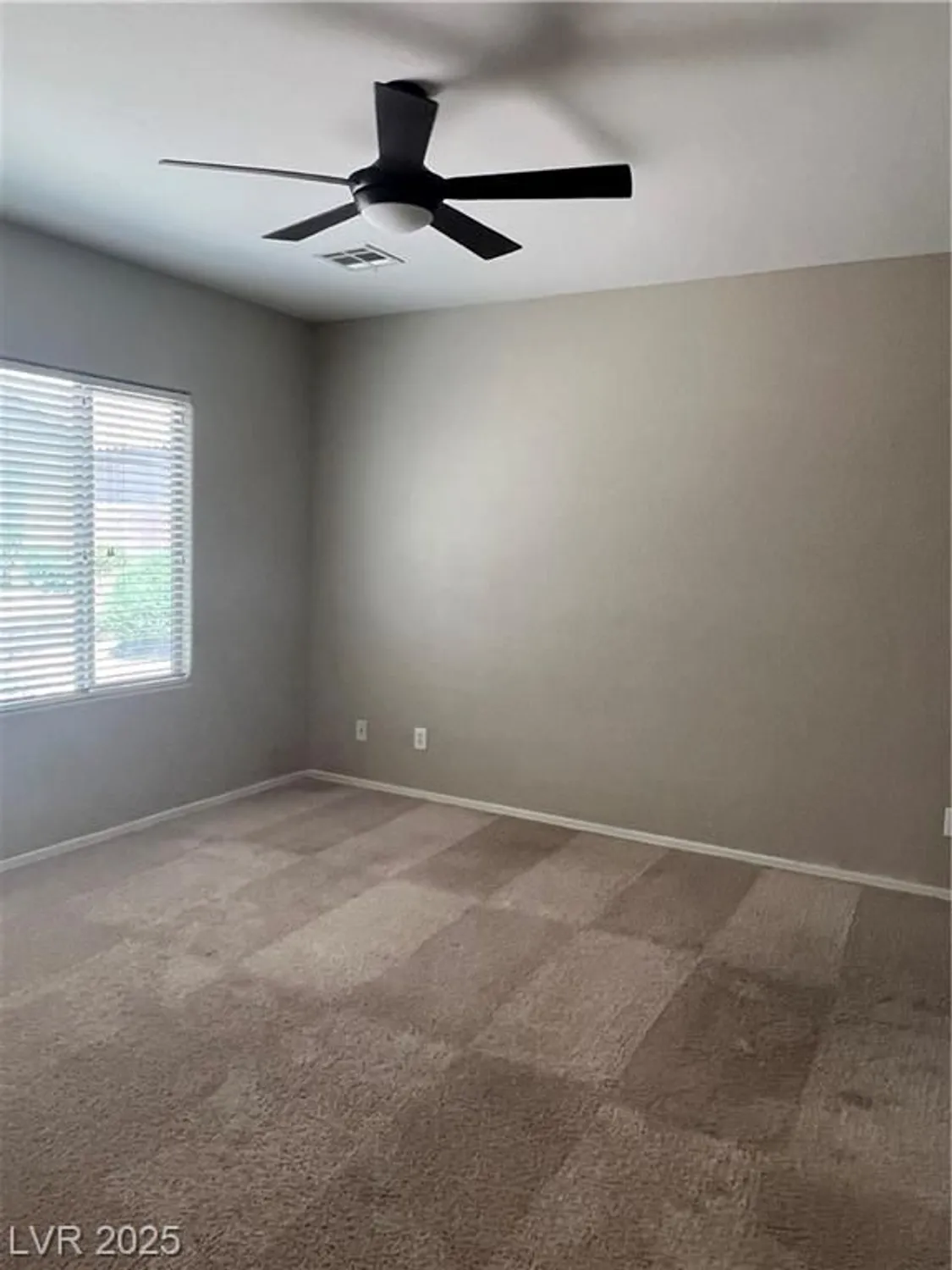 Property Slideshow image 13 of 14 | 6092 fox creek ave, Las Vegas, NV, 89122