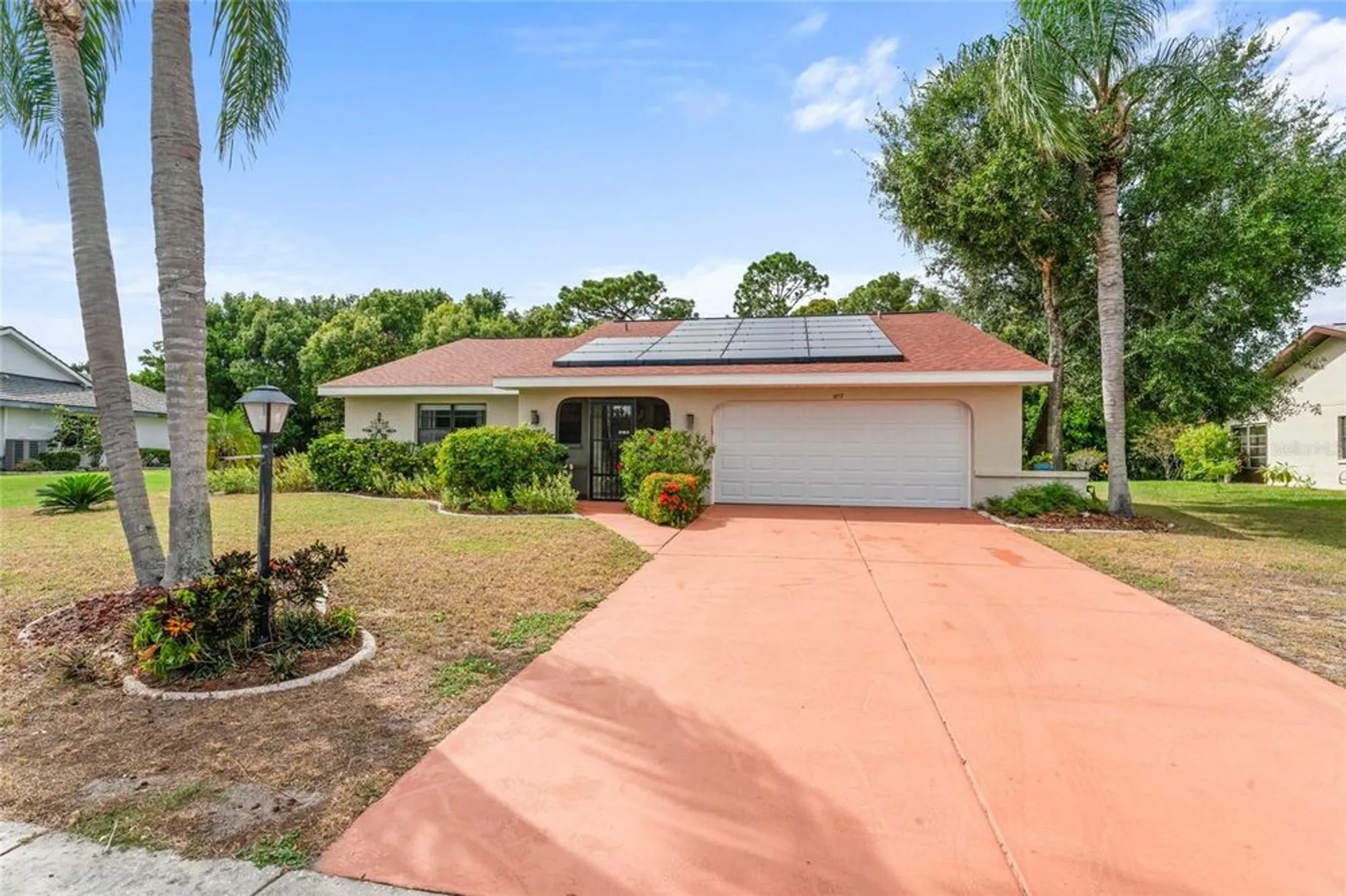 Property Slideshow image 42 of 52 | 1817 new bedford dr, Sun City Center, FL, 33573