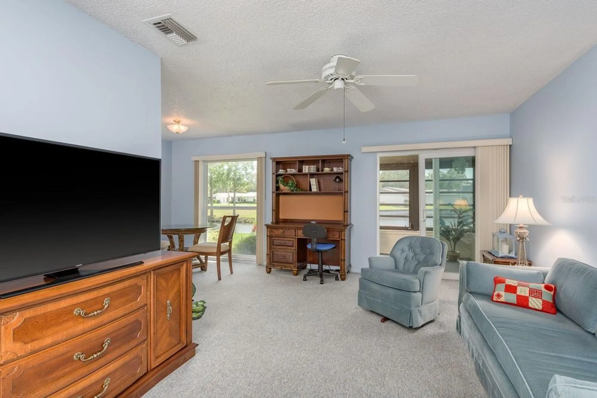 Property Slideshow image 6 of 55 | 2738 sherbrooke ln c, Palm Harbor, FL, 34684