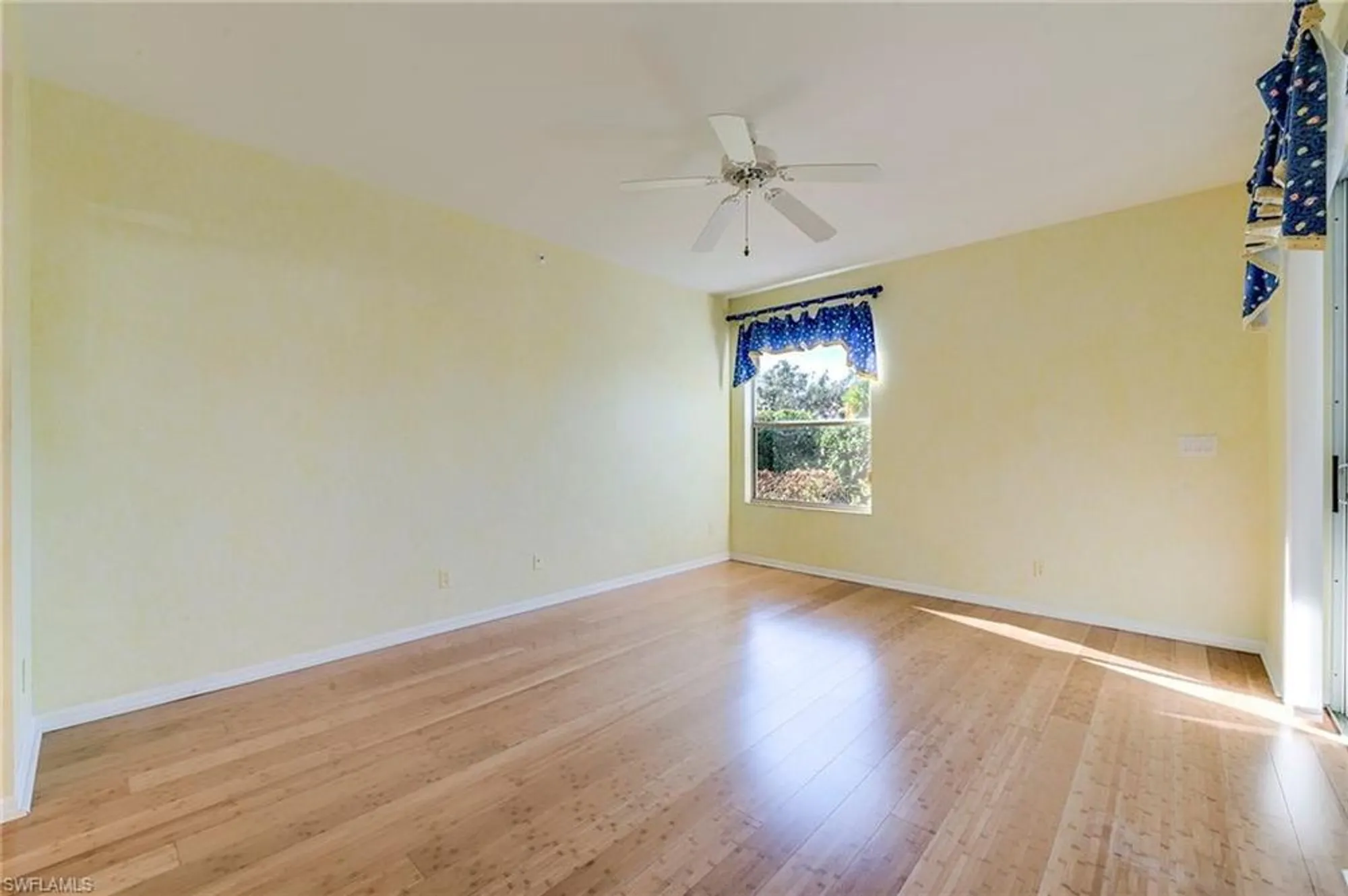 Property Slideshow image 17 of 35 | 25203 pelican creek cir 102, Bonita Springs, FL, 34134