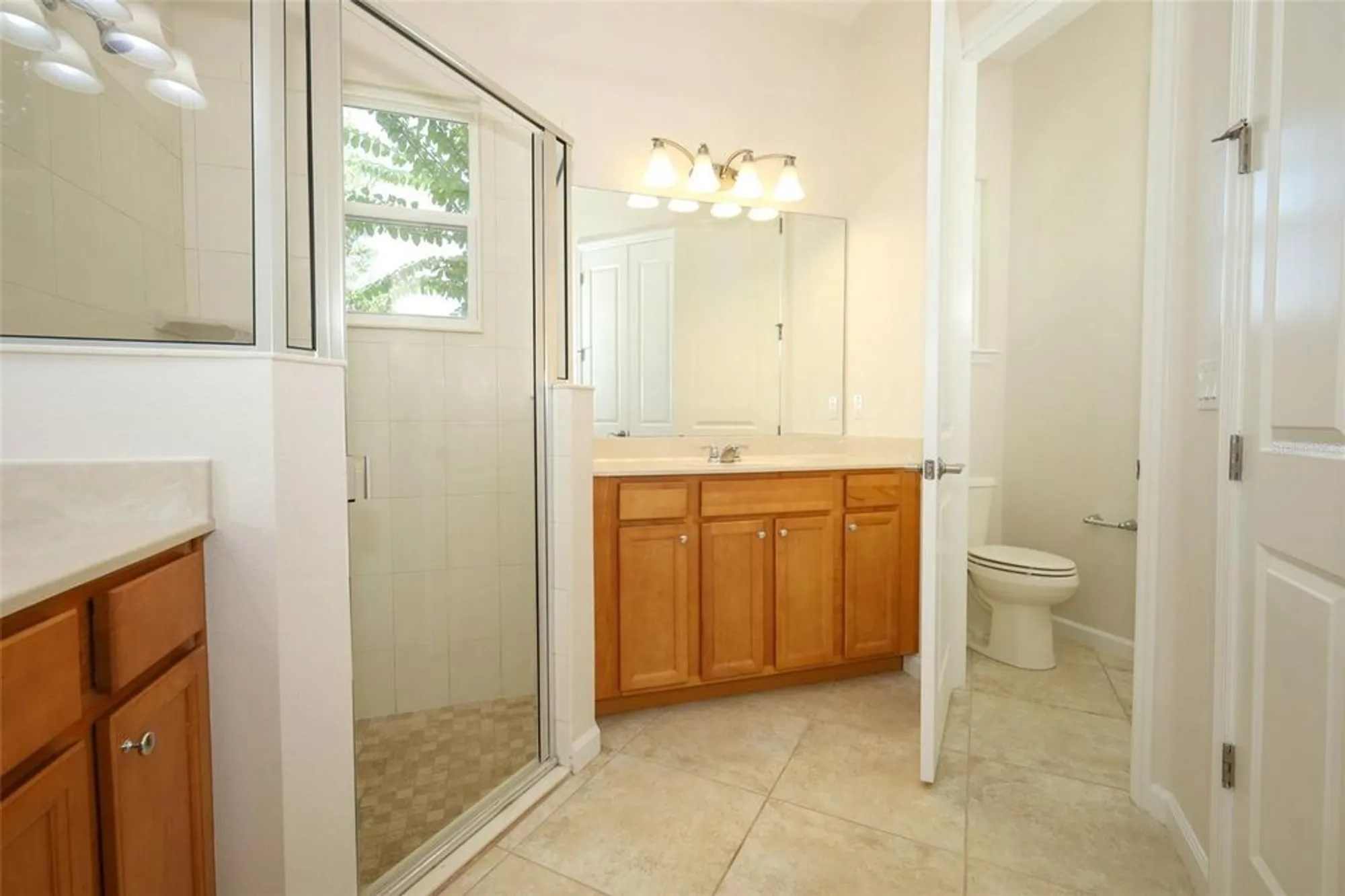 Property Slideshow image 22 of 43 | 1677 victoria gardens dr, Deland, FL, 32724