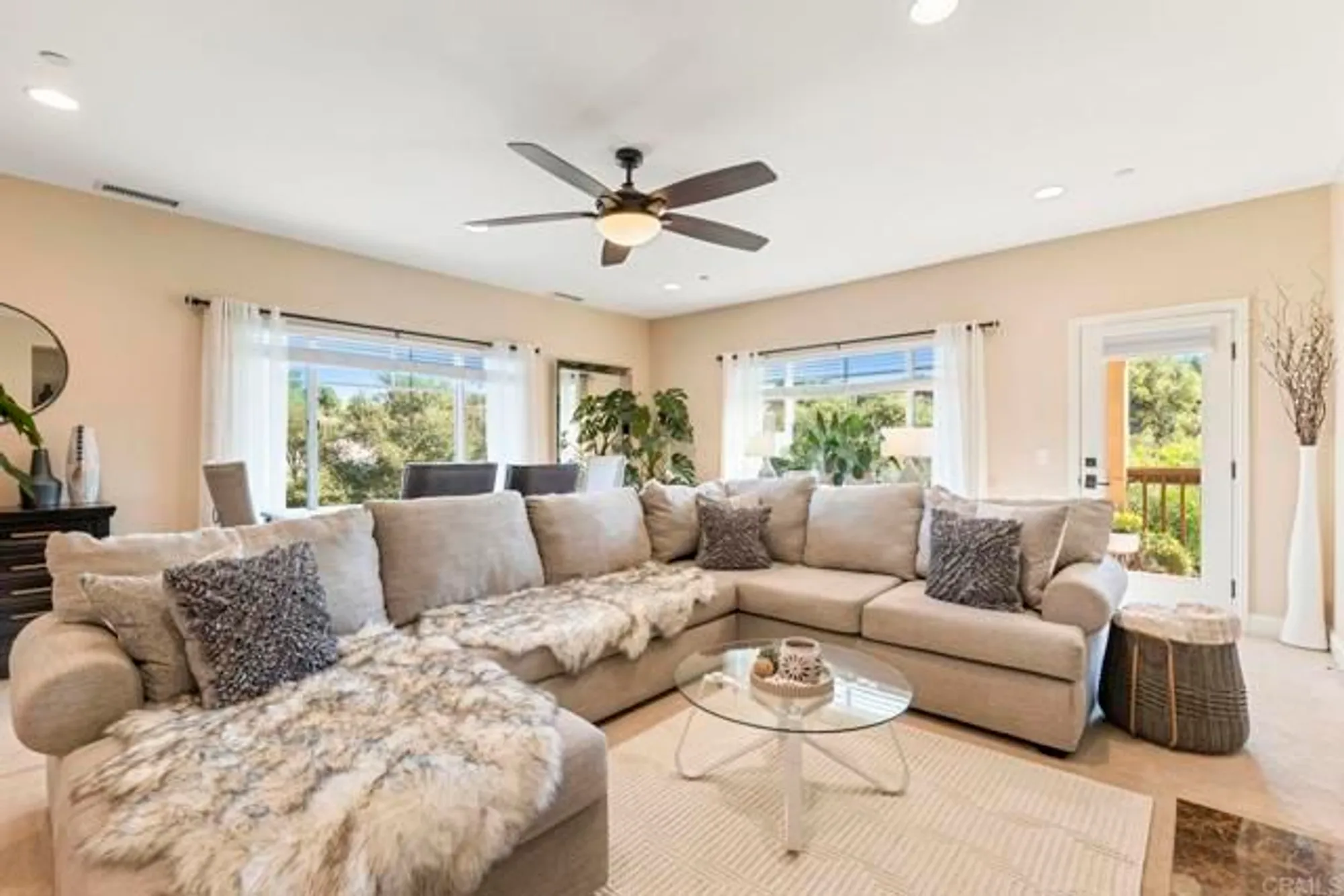 Property Slideshow image 18 of 71 | 27636 mountain meadow rd, Escondido, CA, 92026